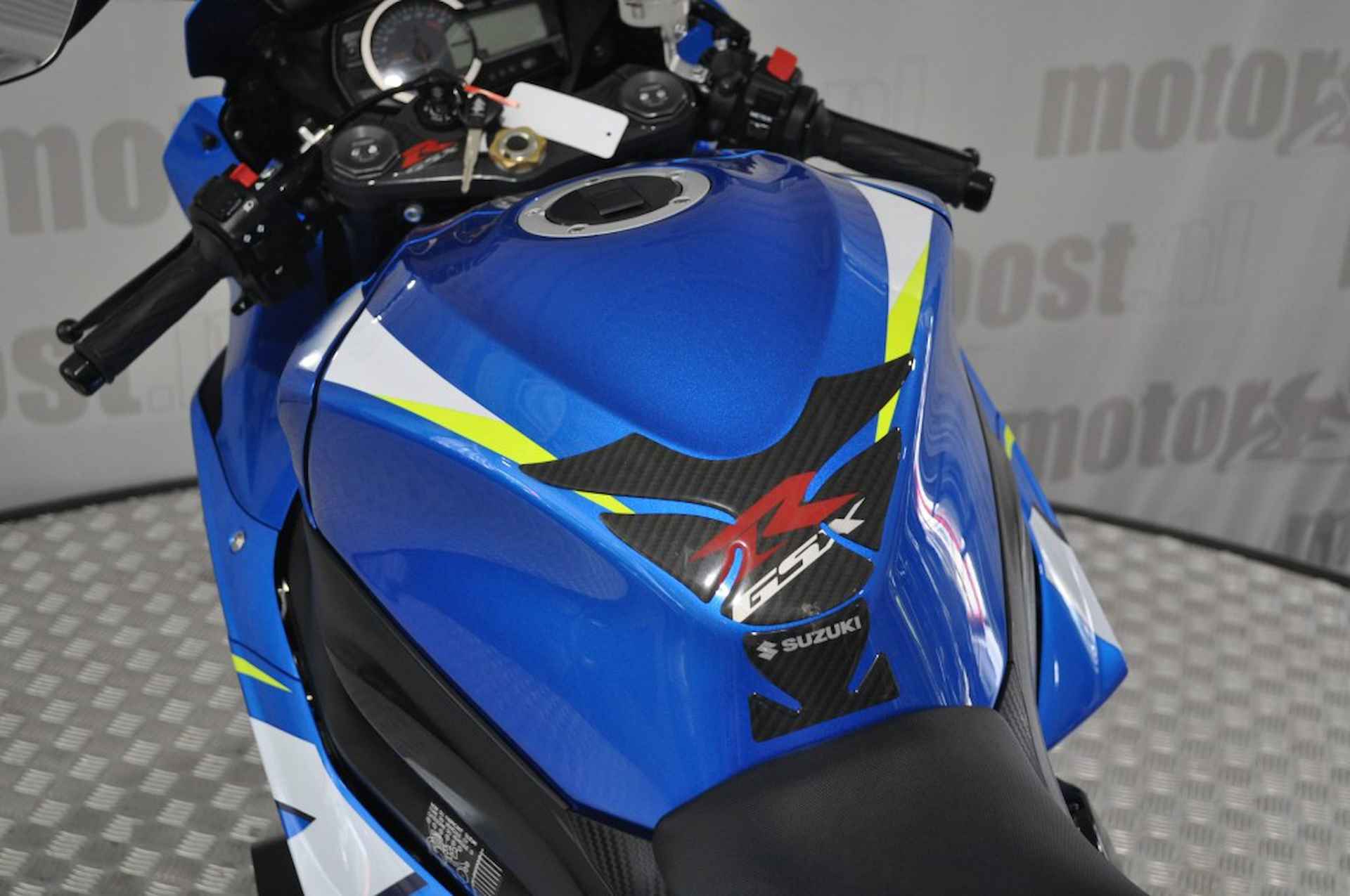 SUZUKI Gsx-r 1000 MOTO GP - 18/24