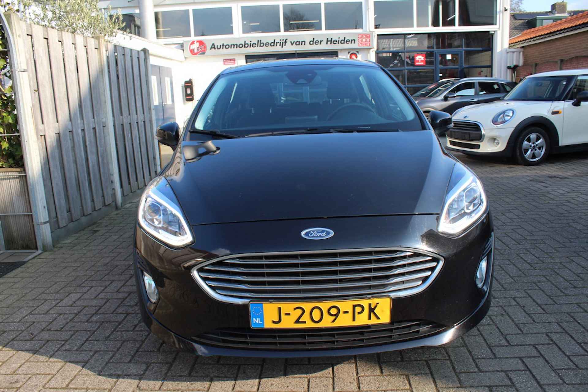 Ford Fiesta 1.0 EcoBoost Titanium - 8/23