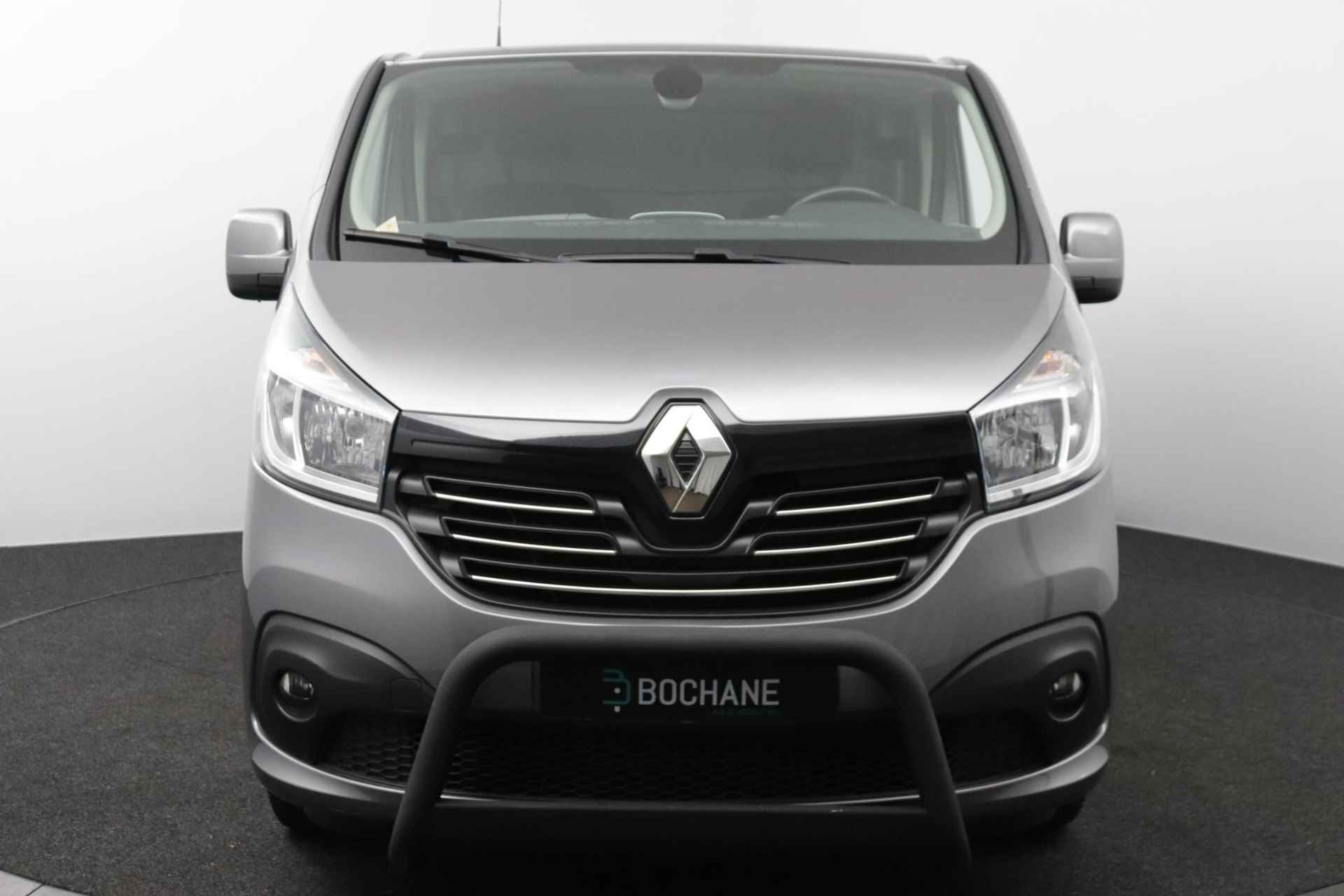 Renault Trafic 1.6 dCi T29 L2H1 Luxe Energy | Stoelverwarming| Trekhaak| Camera|  KIWA Alarm Installatie| Bull & Side Bars| - 9/38