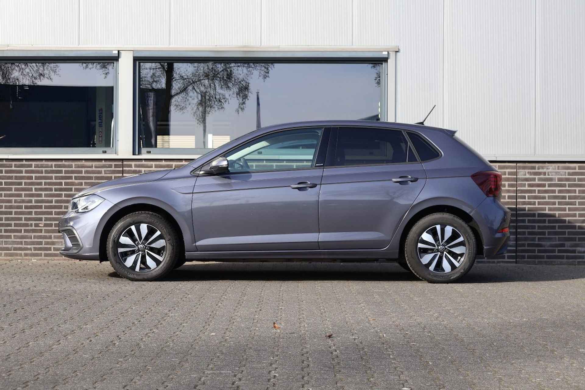 VOLKSWAGEN Polo 1.0 Move - Sensoren Voor+Achter-Stoelverwarming -LED - 5/25