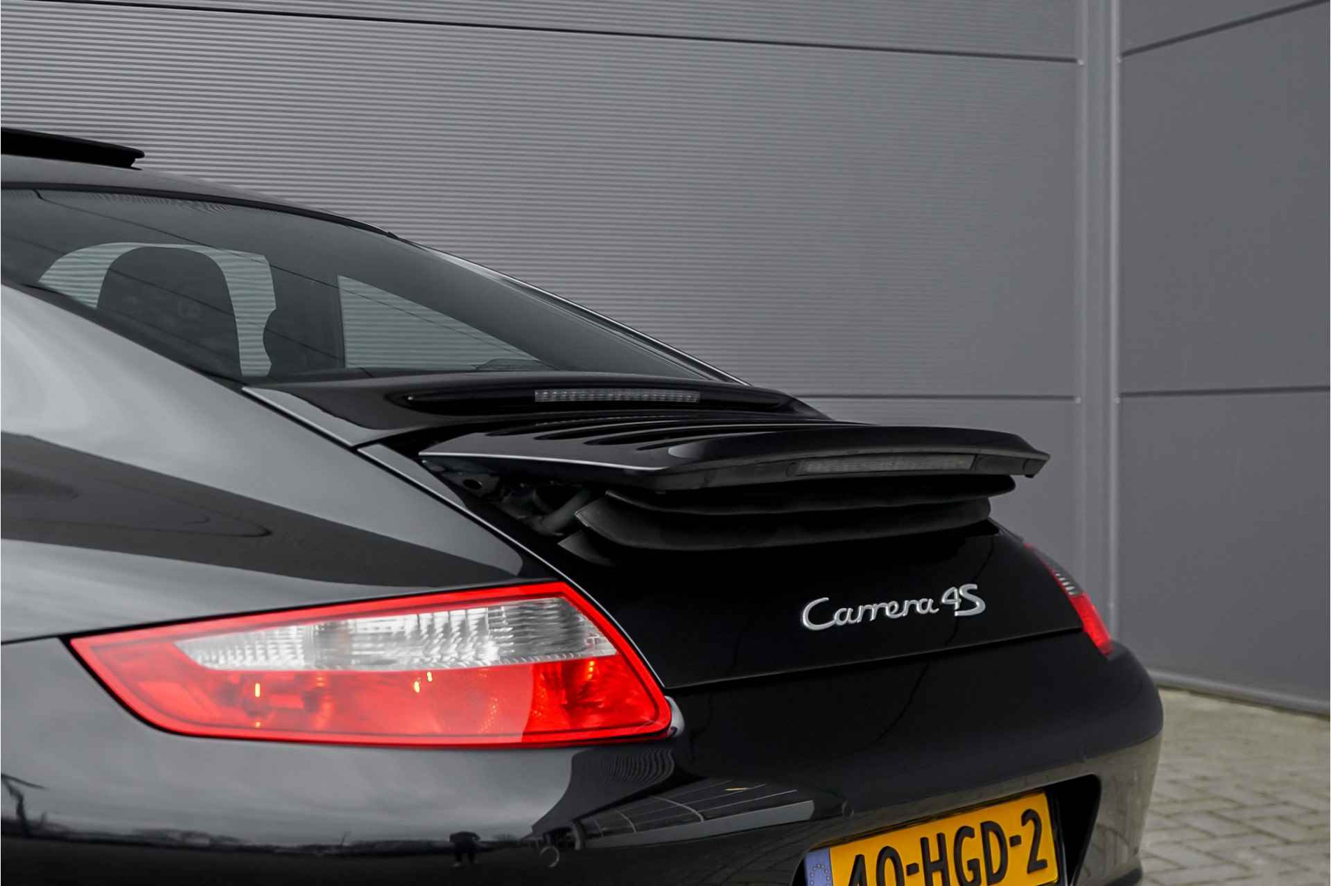 Porsche 911 3.8 Carrera 4S Schuifdak Navi Bose 19" - 27/58