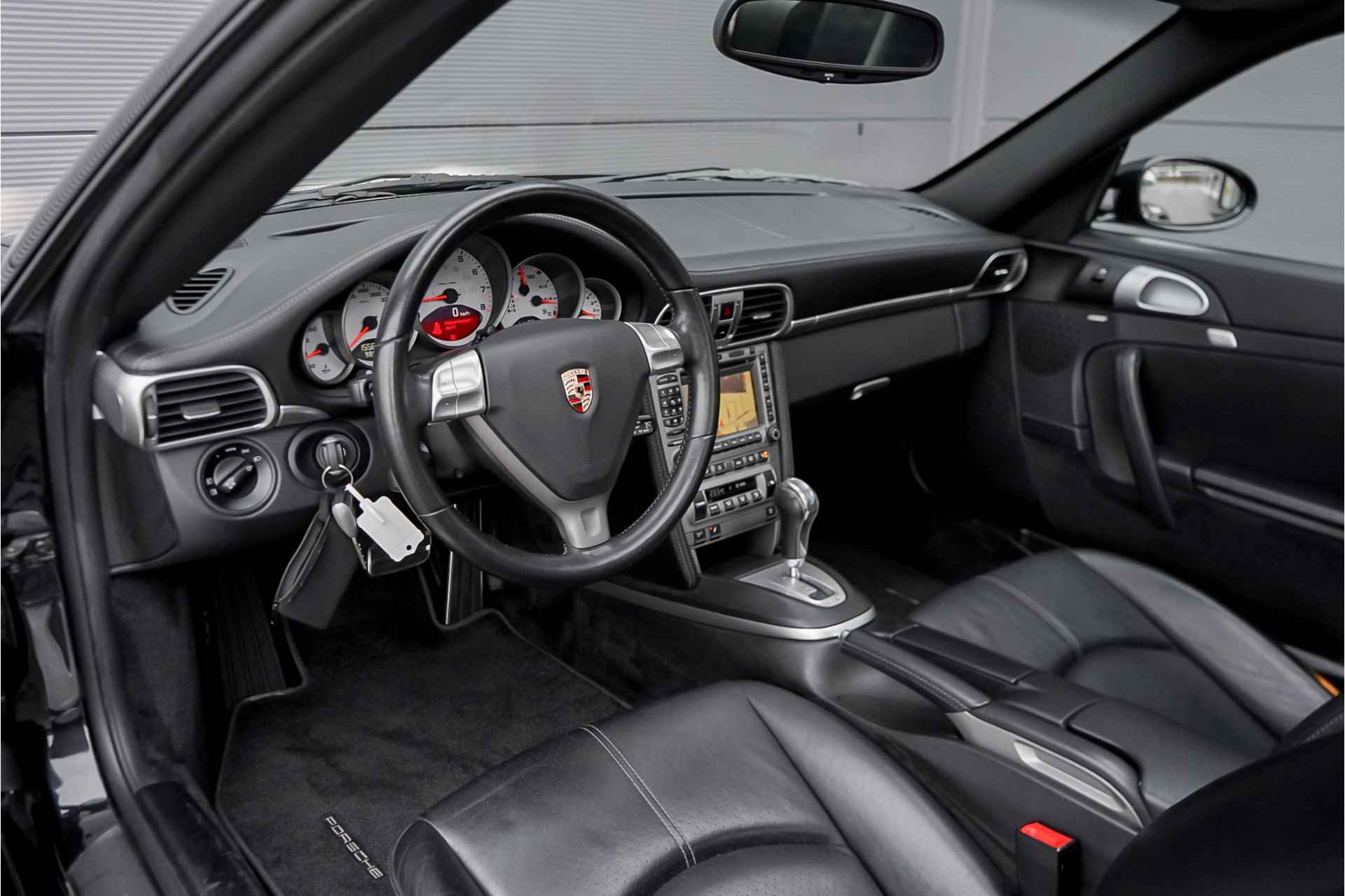 Porsche 911 3.8 Carrera 4S Schuifdak Navi Bose 19" - 31/58