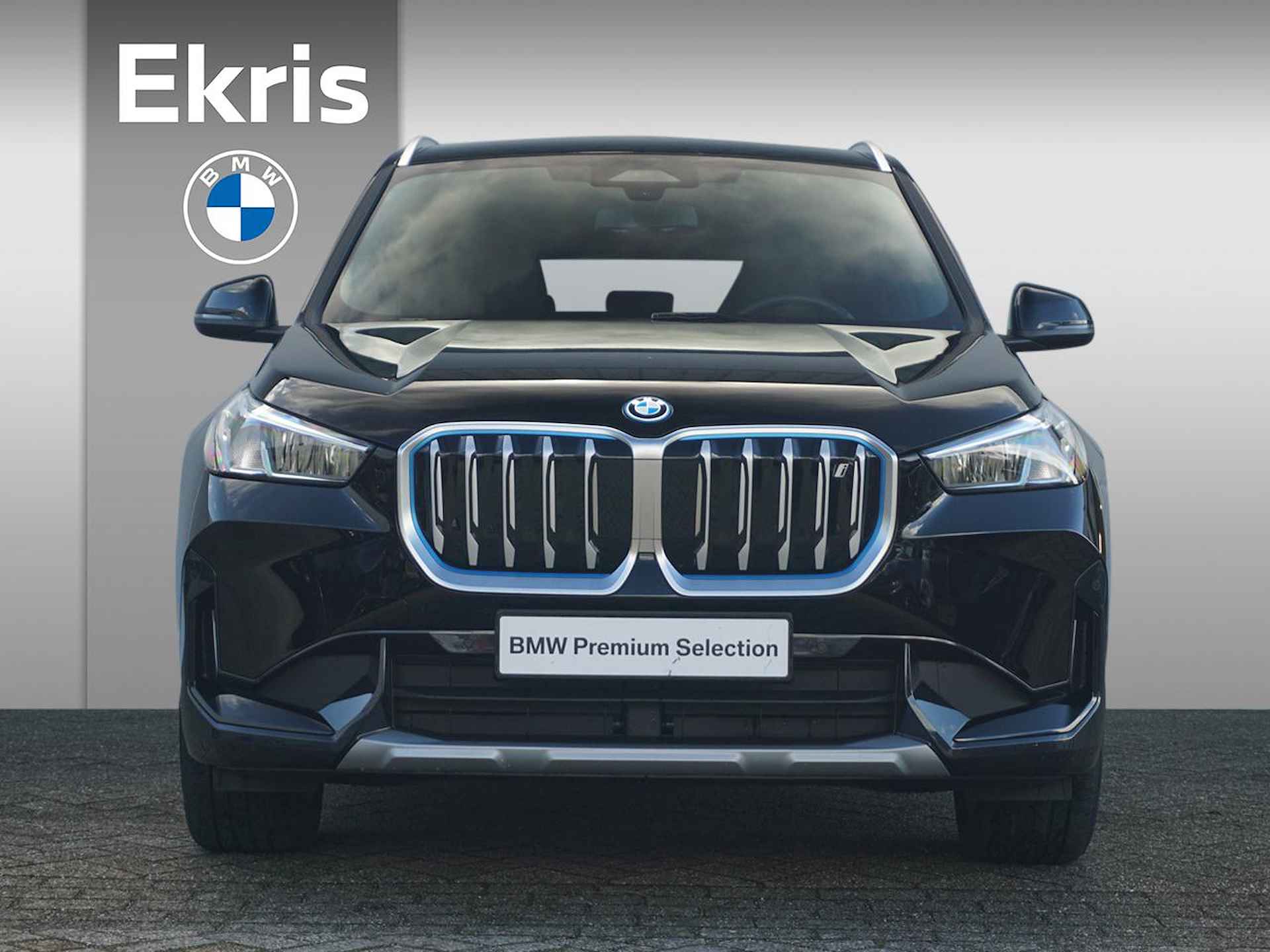 BMW iX1 xDrive30 xLine Adaptief M onderstel / Parking Assistant / Sportstoelen | Showroom Sale - 3/19