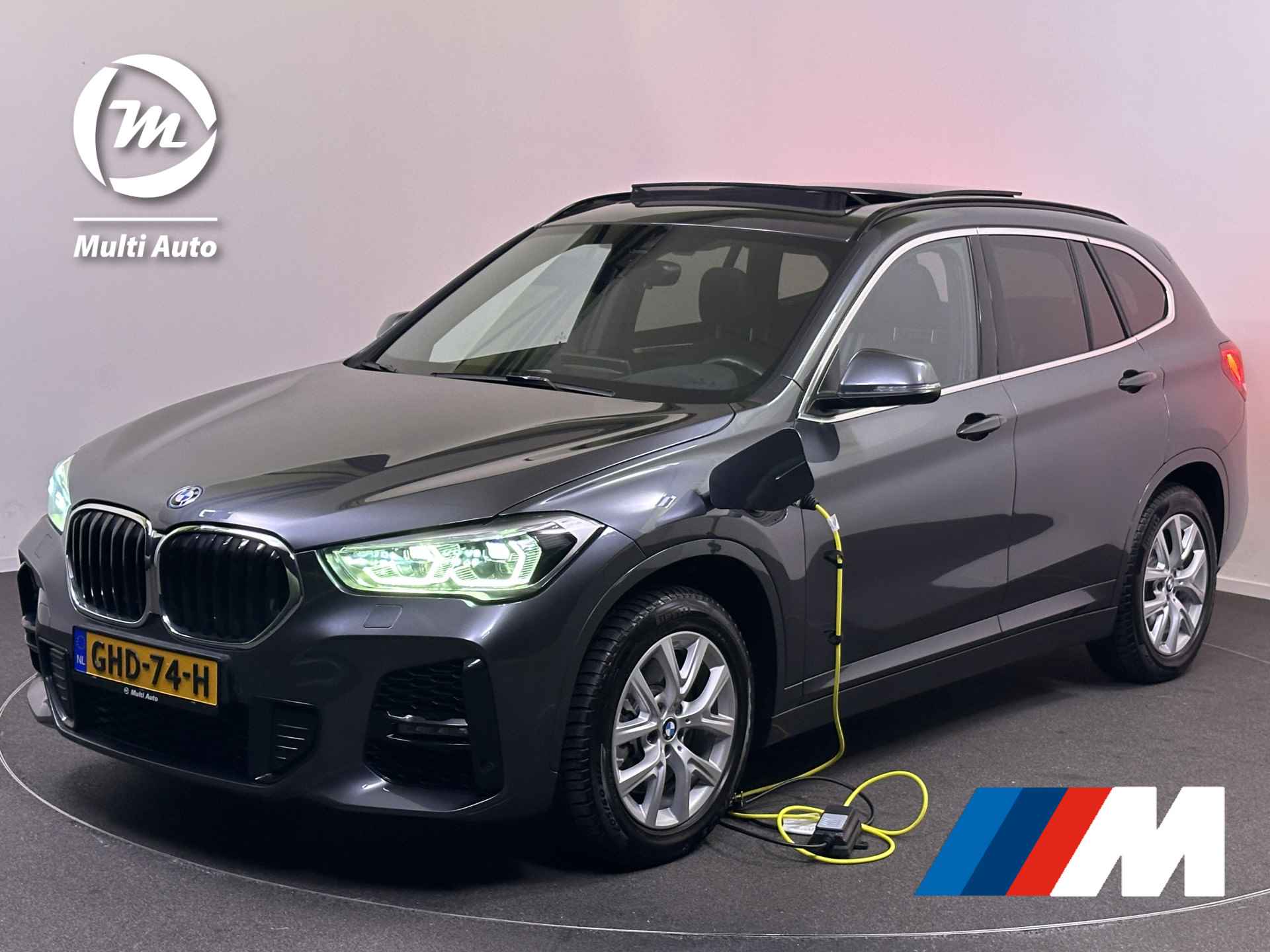 BMW X1 xDrive25e M-Sport Plug in Hybrid PHEV | Panodak | Adaptive Cruise | Head-up Display | Camera | Stoel & Stuurwielverwarming | - 1/41