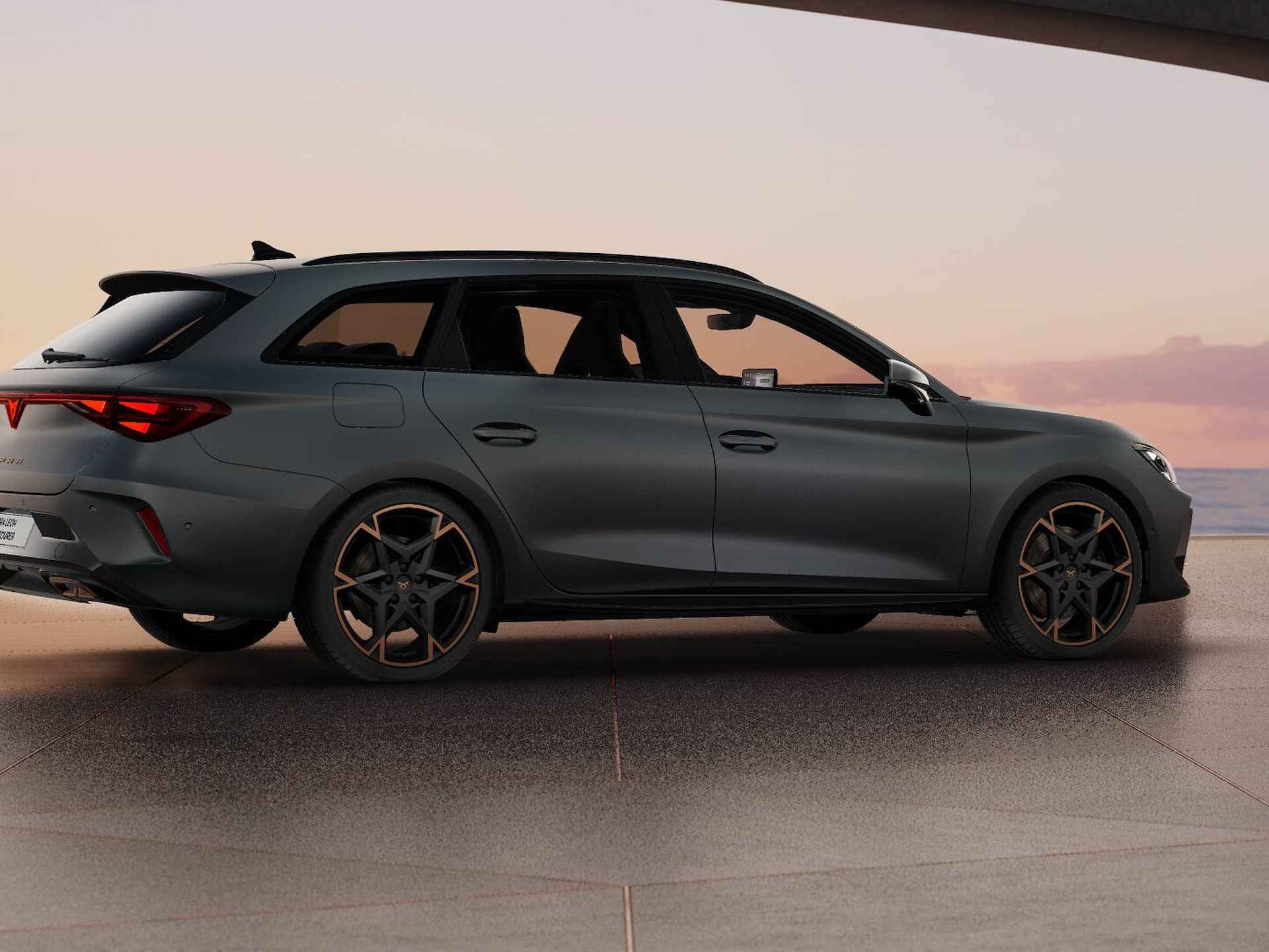 CUPRA Leon Sportstourer 1.5 TSI e-Hybrid 272 6DSG VZ Performance - 4/18