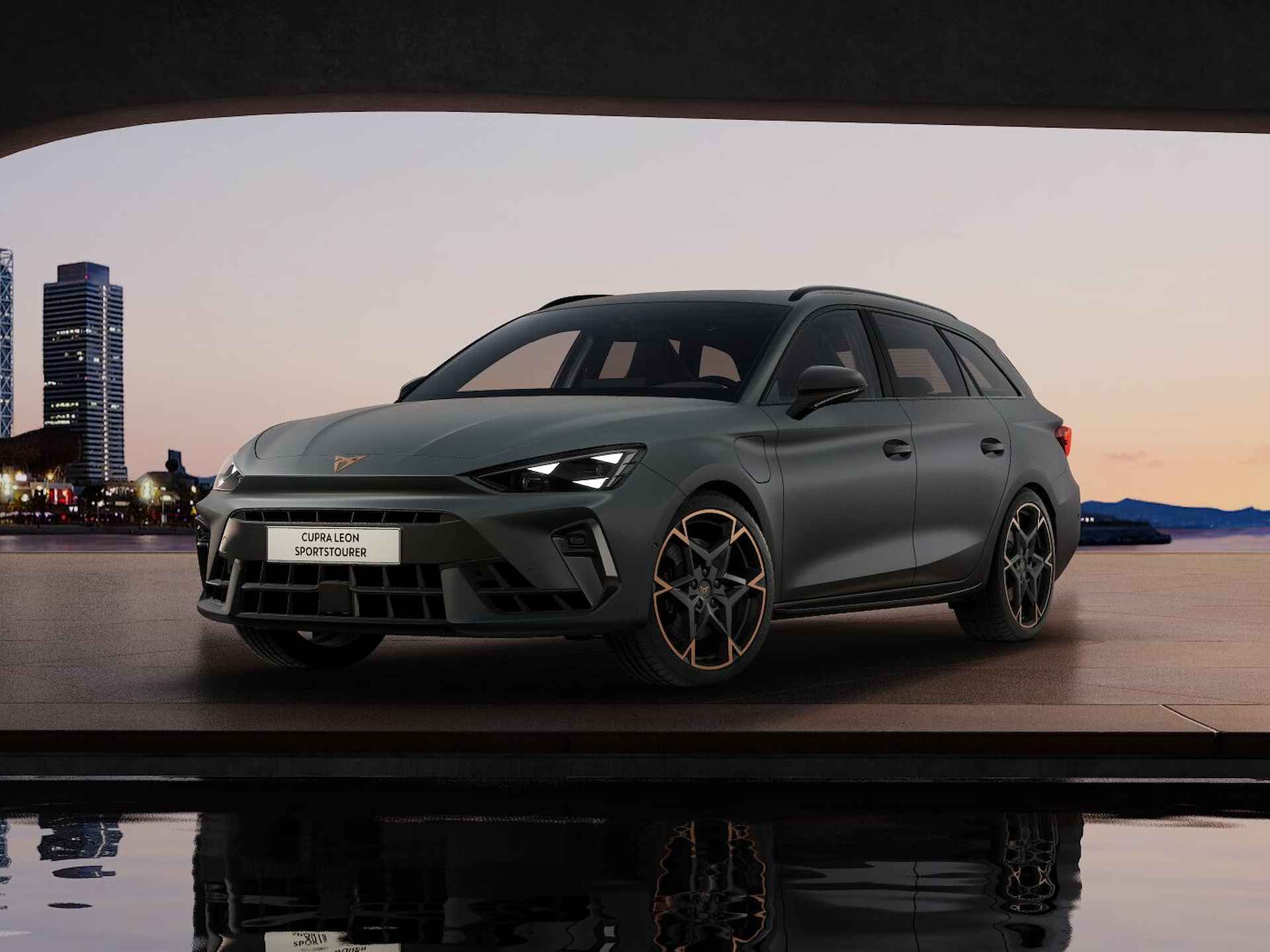 CUPRA Leon Sportstourer 1.5 TSI e-Hybrid 272 6DSG VZ Performance - 13/18