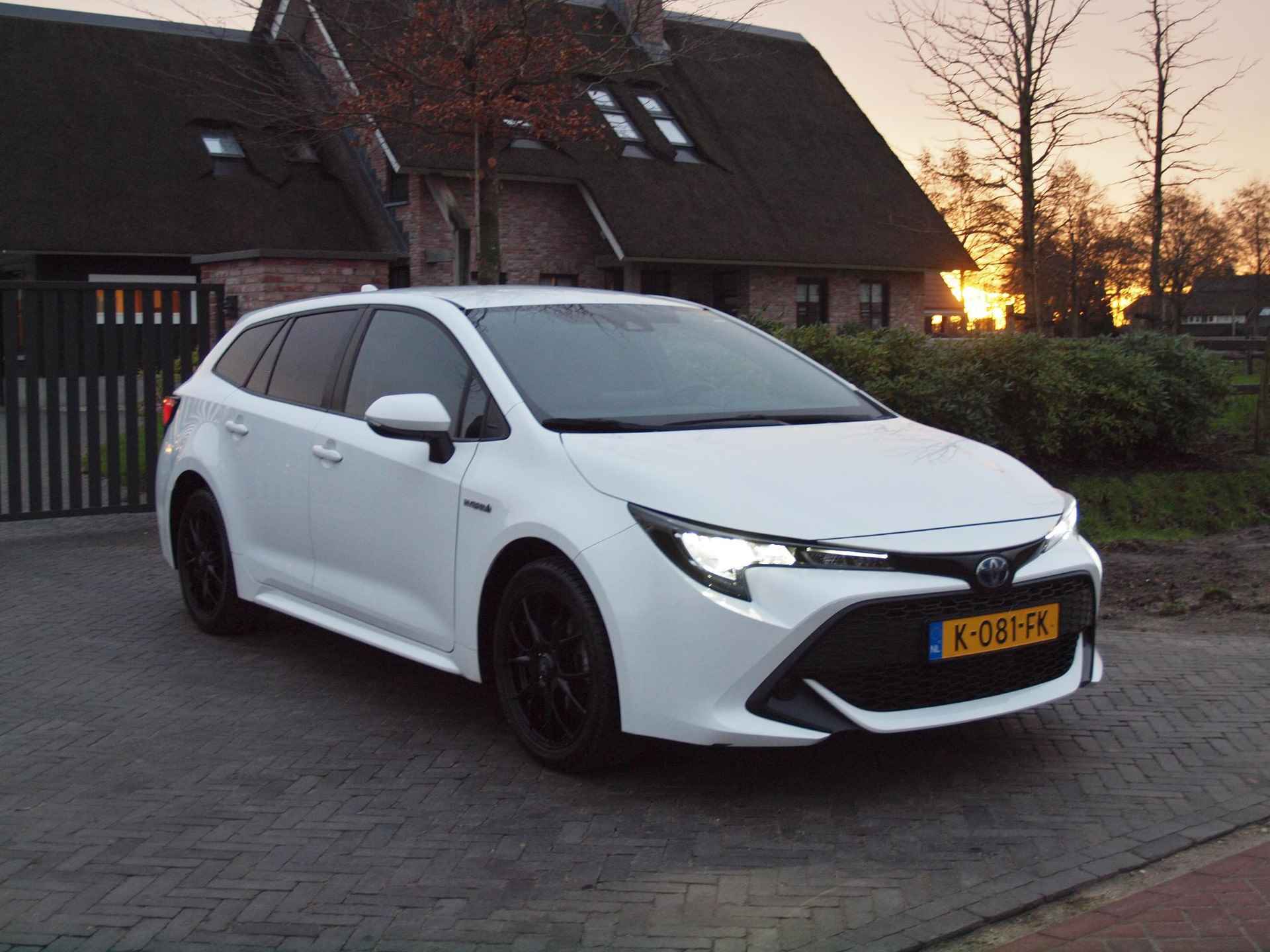 Toyota Corolla Touring Sports 1.8 Hybrid | 17 Inch | Camera | Apple Carplay | Cruise Control | DAB | - 4/28