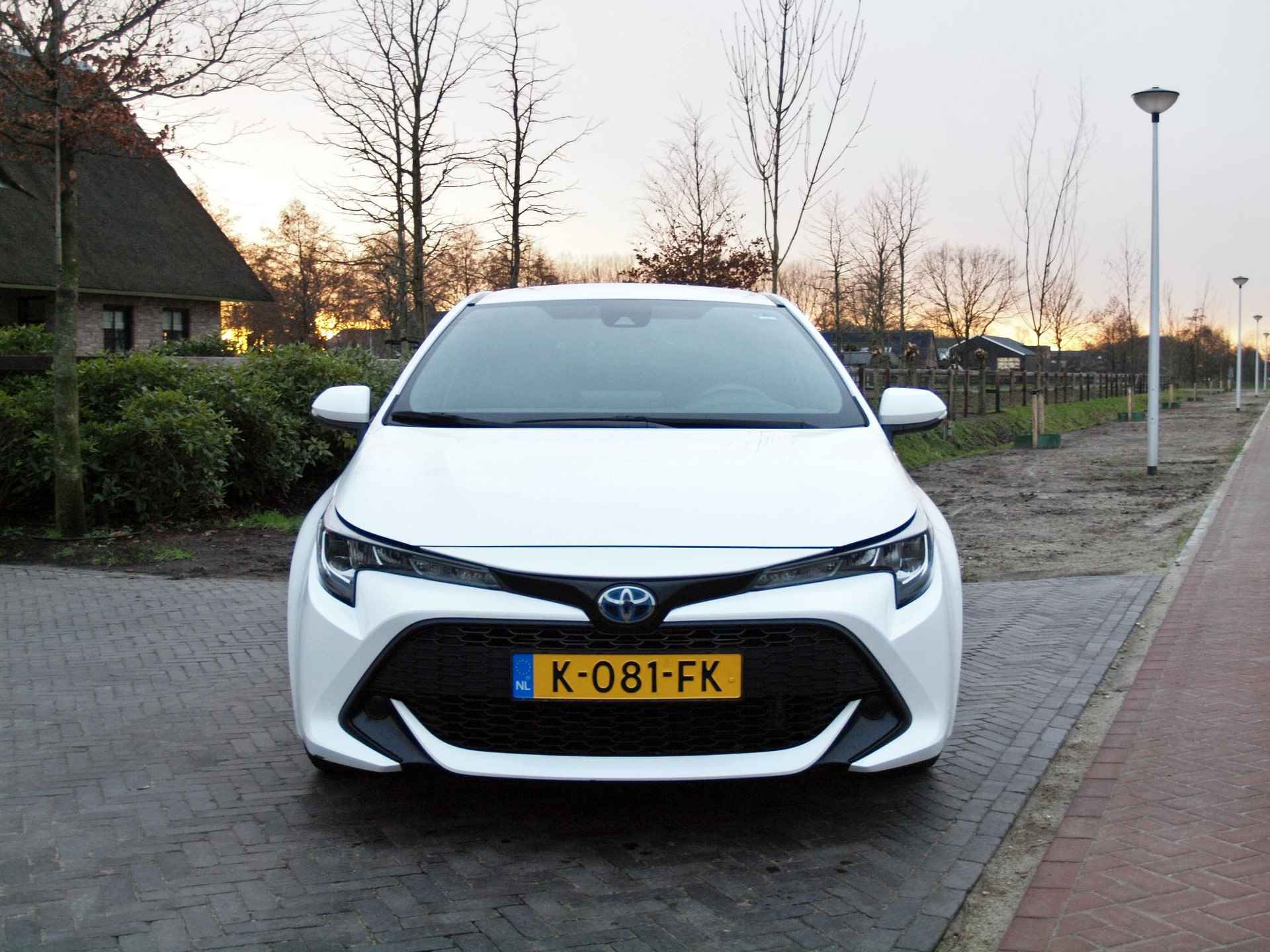 Toyota Corolla Touring Sports 1.8 Hybrid | 17 Inch | Camera | Apple Carplay | Cruise Control | DAB | - 5/28