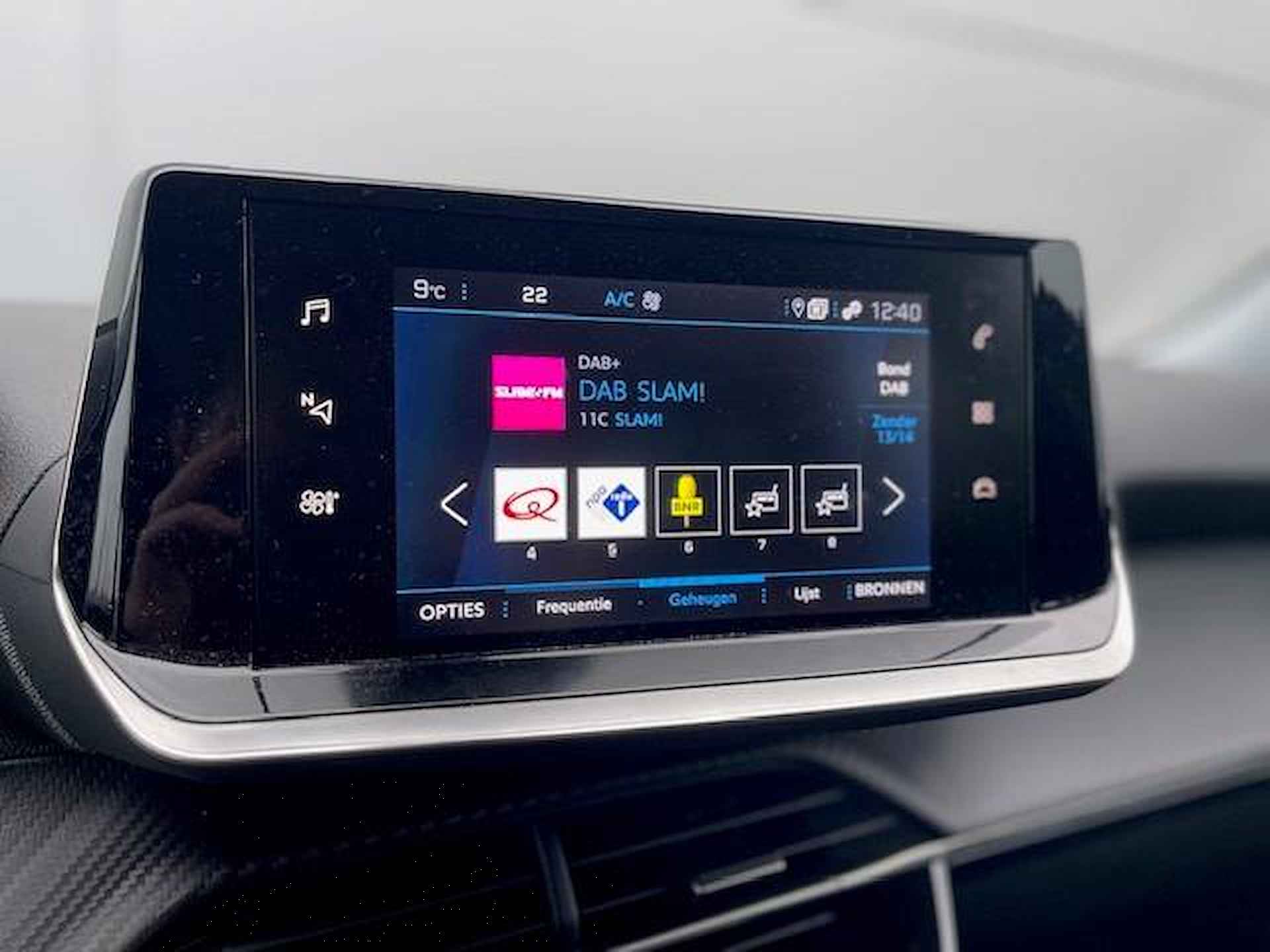 Peugeot 2008 1.2 PureTech Allure | Camera | LED | Navigatie | Apple Carplay | - 23/35