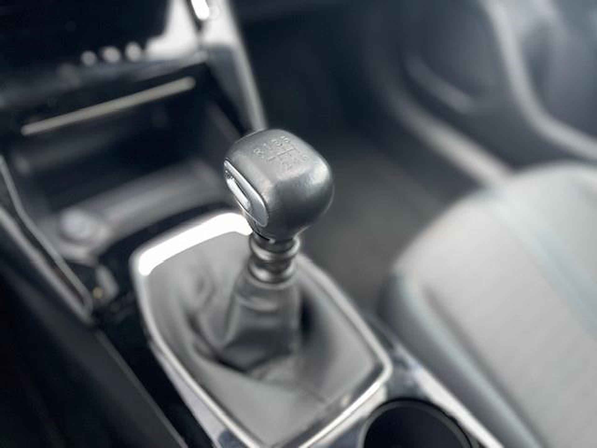 Peugeot 2008 1.2 PureTech Allure | Camera | LED | Navigatie | Apple Carplay | - 26/35