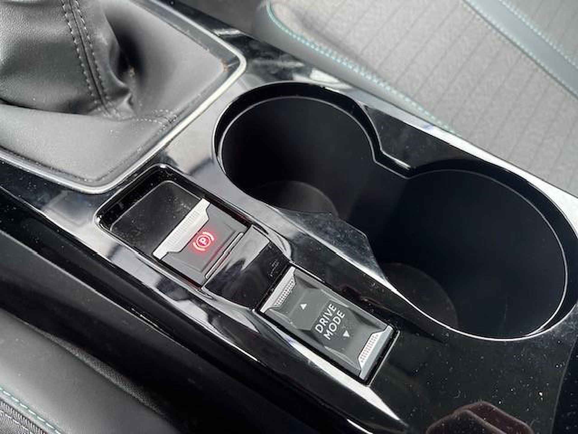 Peugeot 2008 1.2 PureTech Allure | Camera | LED | Navigatie | Apple Carplay | - 27/35