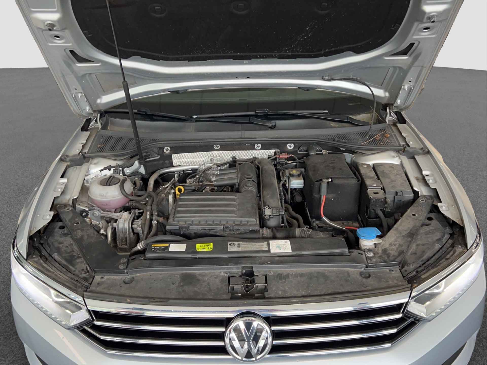 Volkswagen Passat Variant 1.4 TSI Trendline - 17/27