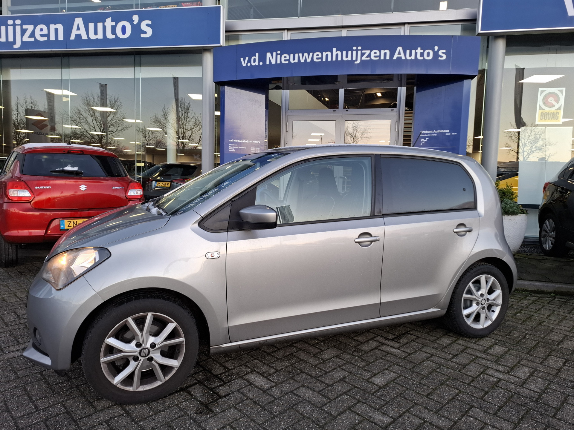 SEAT Mii 1.0 Sport Intense | lage km-stand !! | automaat | airco | LM-velgen | info Jeroen 0492-588980