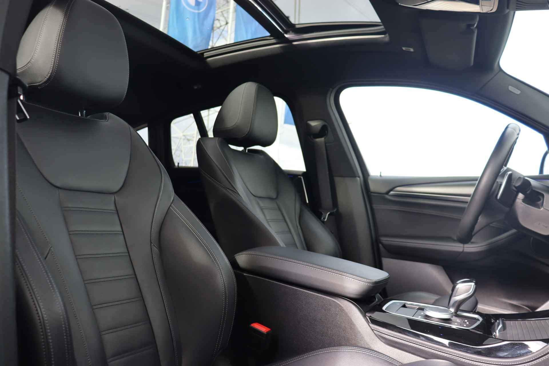 BMW X4 xDrive20i High Executive M-Sportpakket / Head Up Display / Comfort Access / HIFI / Panoramadak / - 9/32