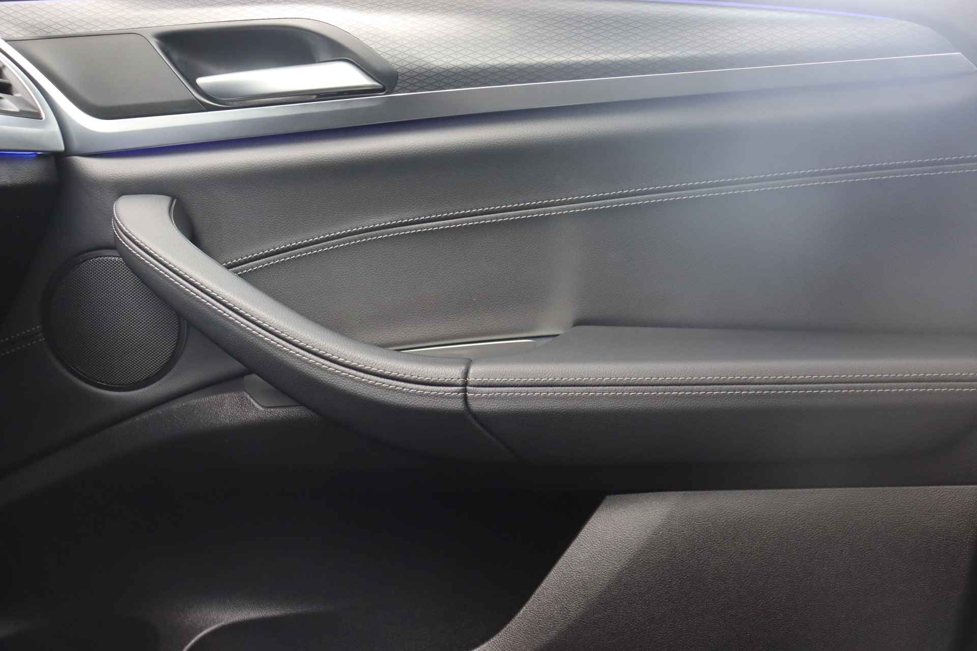 BMW X4 xDrive20i High Executive M-Sportpakket / Head Up Display / Comfort Access / HIFI / Panoramadak / - 29/32