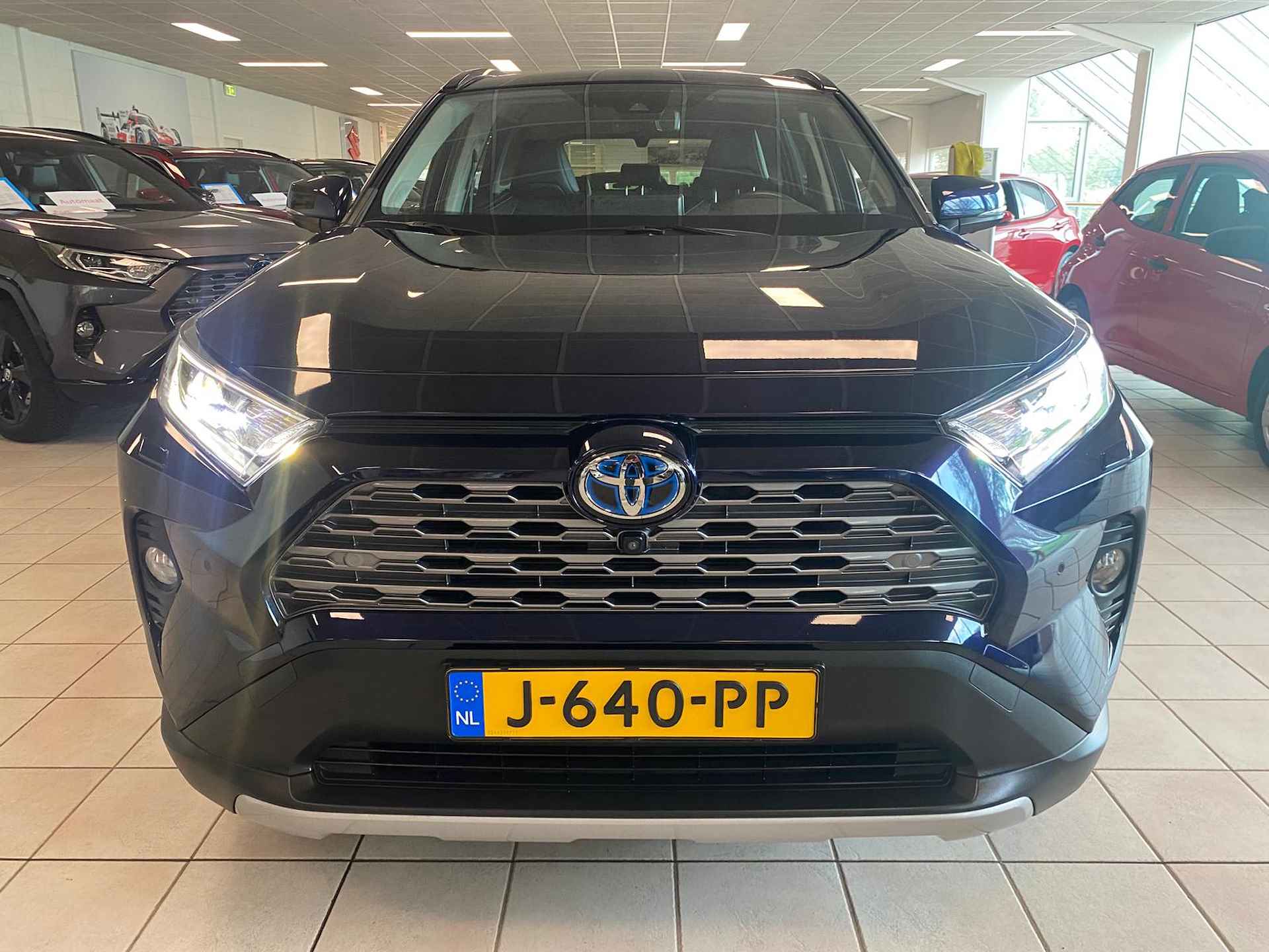 Toyota RAV4 2.5 Hybrid Executive Premium Pack - 9/37