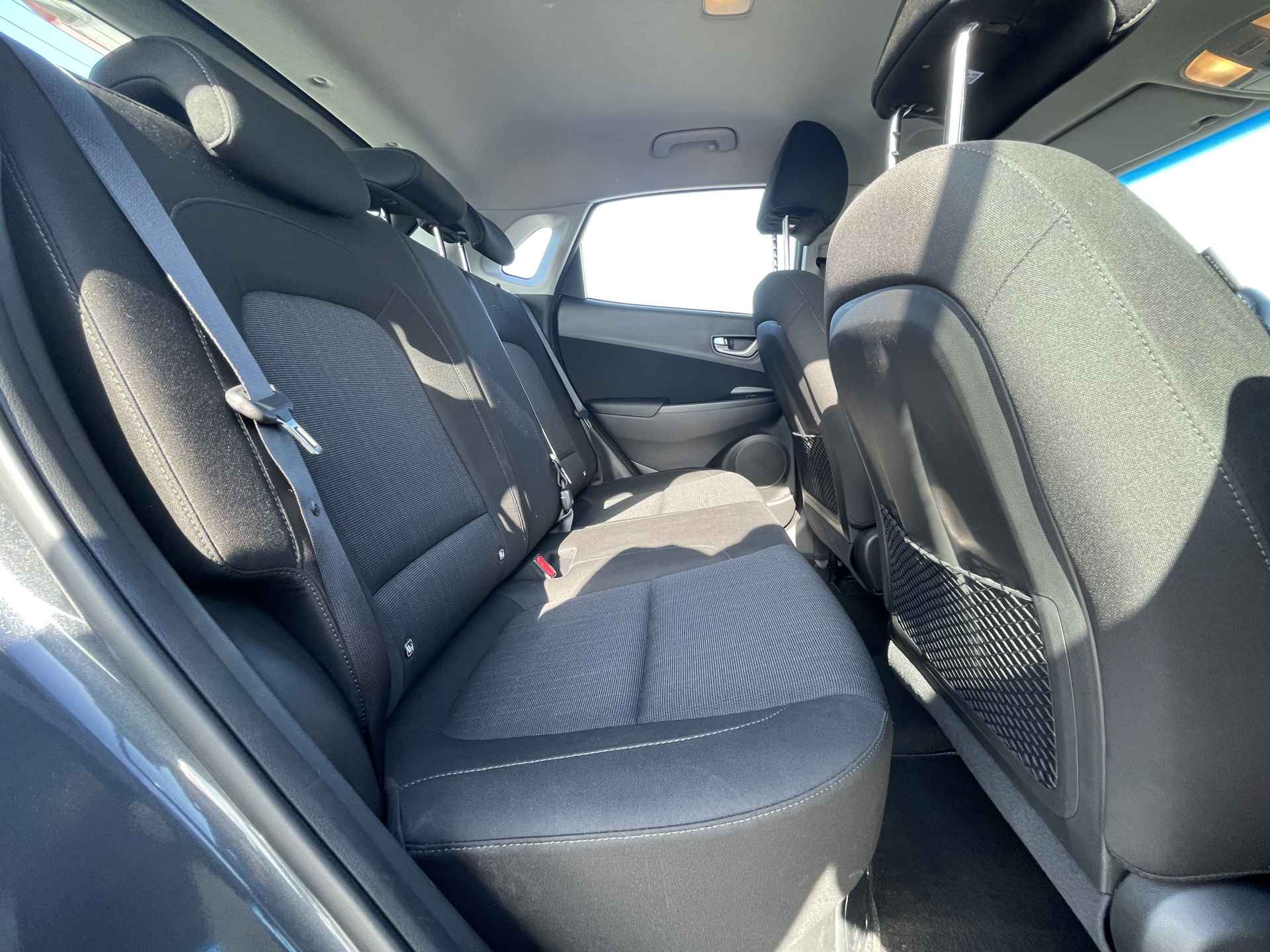 Hyundai KONA 1.6 GDI HEV Comfort | Apple Carplay | Climate Control | Achteruitrijcamera | Rijklaarprijs! - 30/36