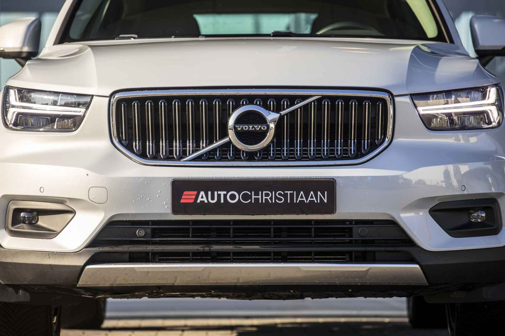 Volvo XC40 1.5 T4 Recharge Inscription Expression | Camera | Adaptive Cruise | LED - 16/40