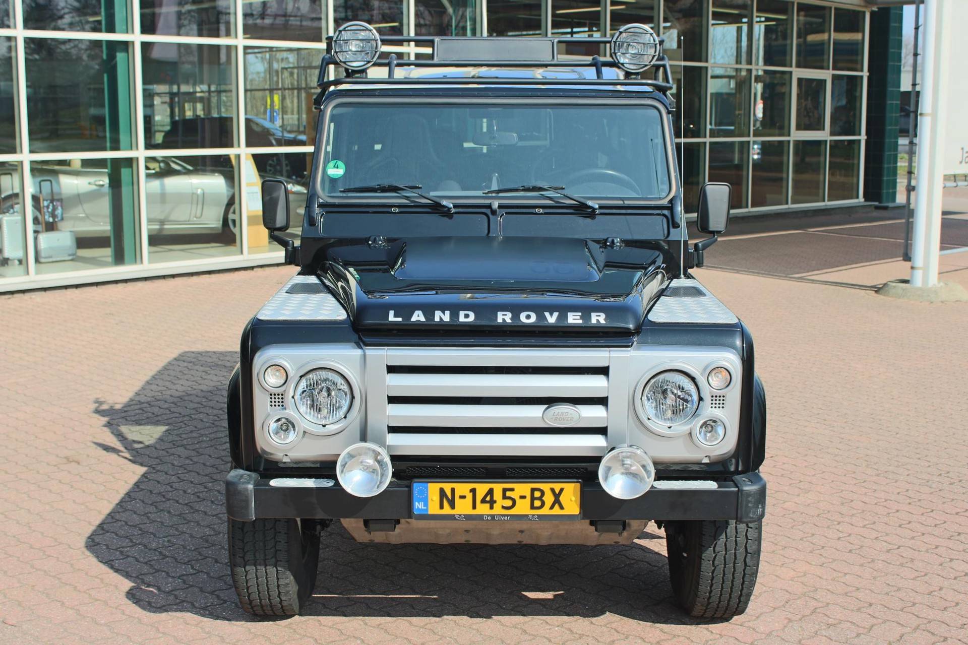 Land Rover Defender 2.4 TD 90 SW SVX 60th Anniversary „De Uiver” Special - 6/34