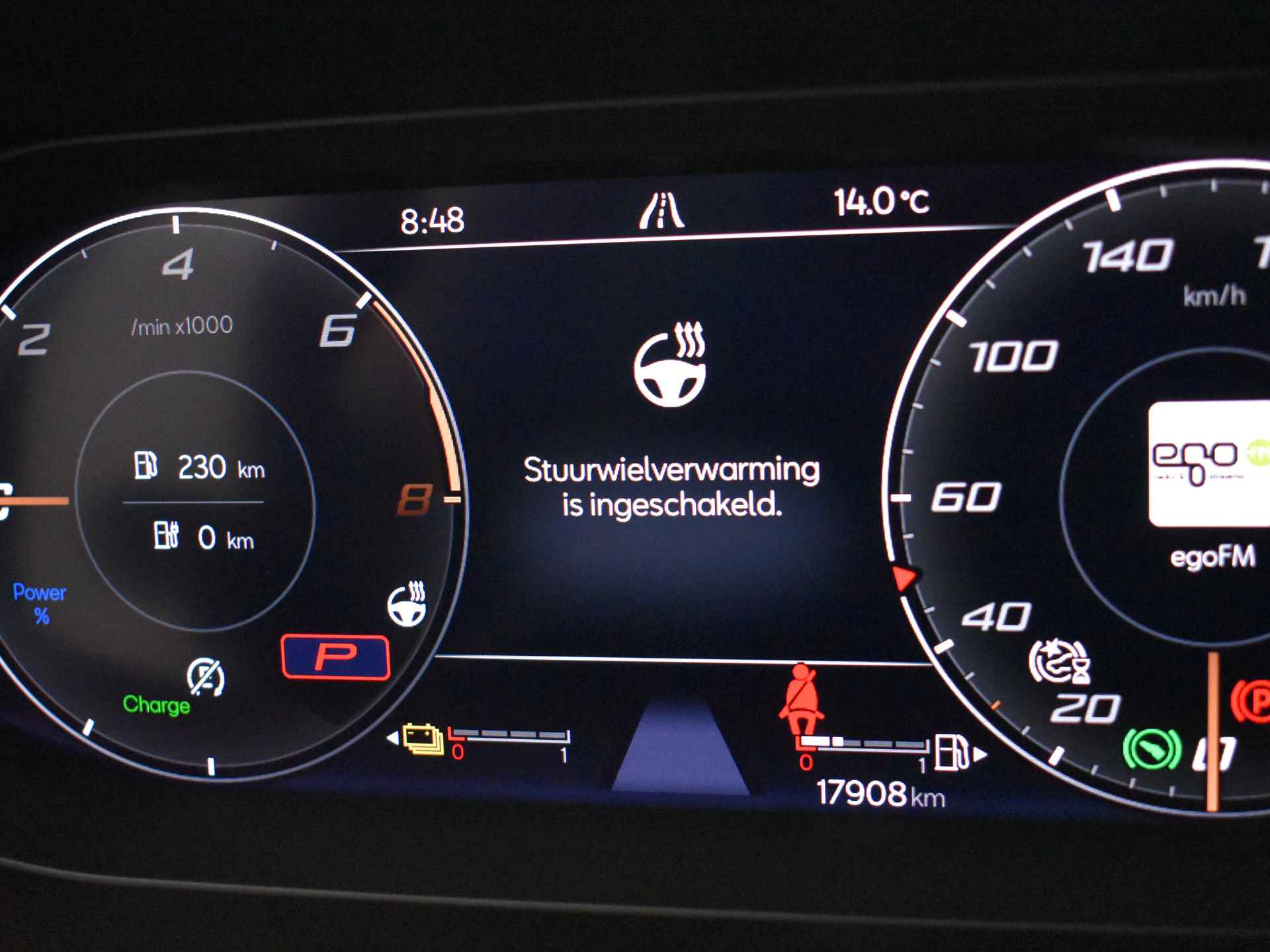 CUPRA Leon Sportstourer 1.4 e-Hybrid Essential Limited 204pk | Keyless | Adaptef cruise control | App connect | Navigatie | Panorama dak | Park assist | - 12/41