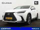 Lexus NX 450h+ Executive Limited | 20" LM Velgen | Head-up Display | Stoeverwarming/-Verkoeling | Stuurverwarming | Trekhaak | 360 Camera | Stoelgeheugen |