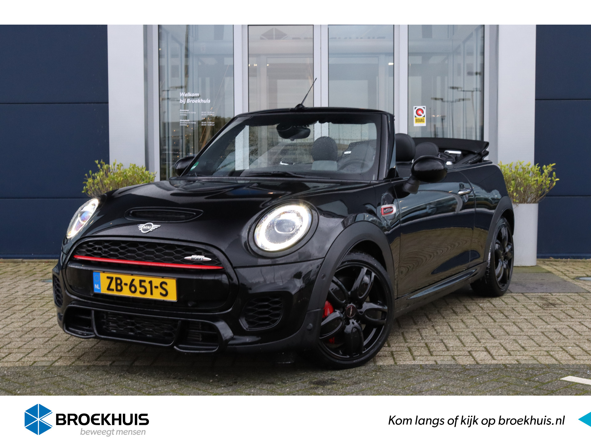 MINI Cabrio 2.0 John Cooper Works Chili | HUD | H&K | PDC V/A | DDC | Stoelverwarming | Cruise Control | Navi