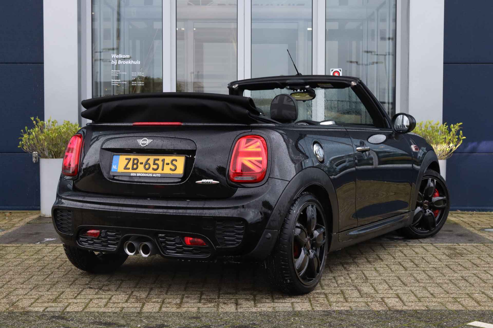 MINI Cabrio 2.0 John Cooper Works Chili | HUD | H&K | PDC V/A | DDC | Stoelverwarming | Cruise Control | Navi - 3/49