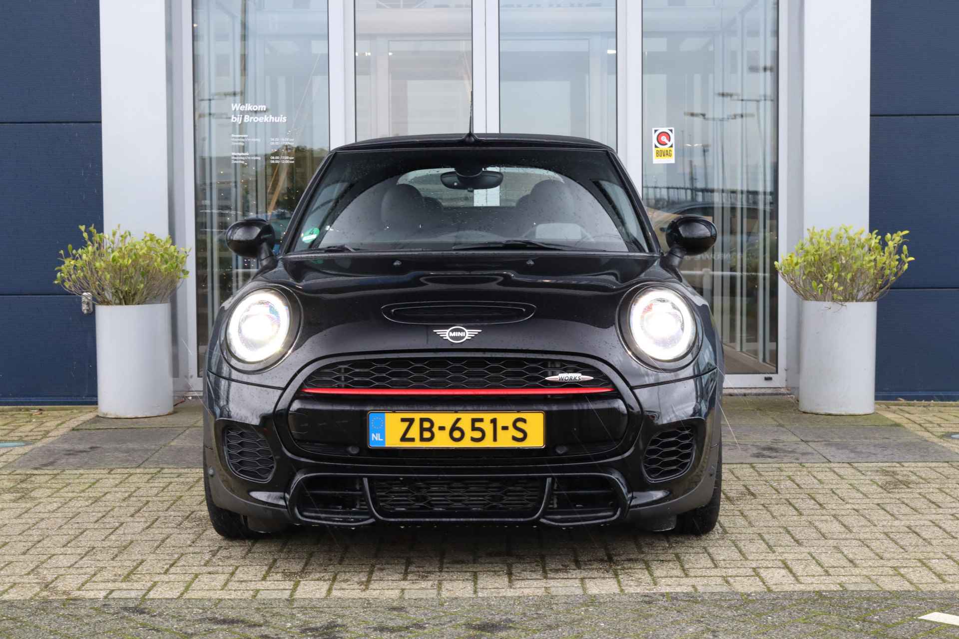 MINI Cabrio 2.0 John Cooper Works Chili | HUD | H&K | PDC V/A | DDC | Stoelverwarming | Cruise Control | Navi - 13/49