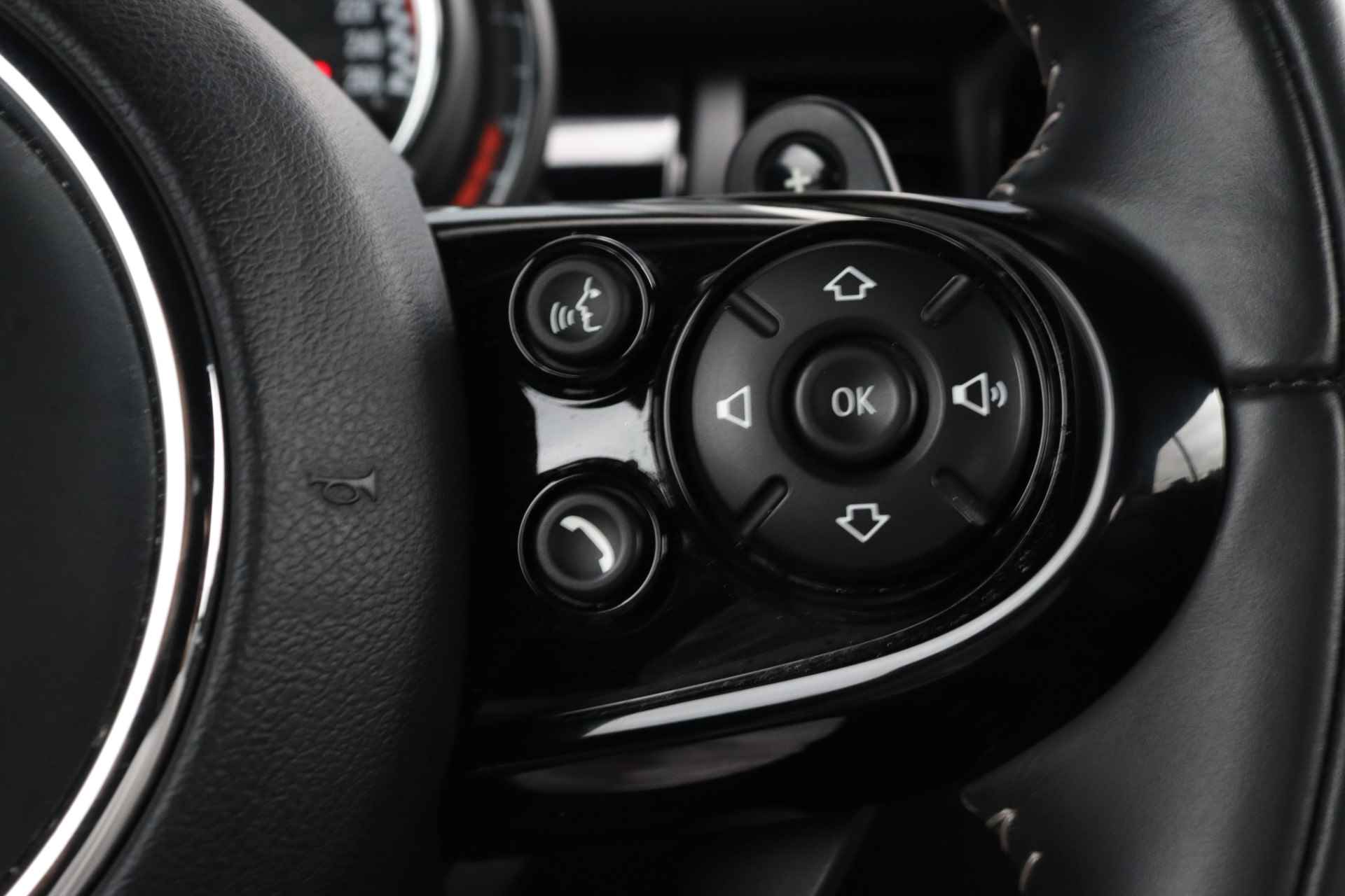 MINI Cabrio 2.0 John Cooper Works Chili | HUD | H&K | PDC V/A | DDC | Stoelverwarming | Cruise Control | Navi - 42/49