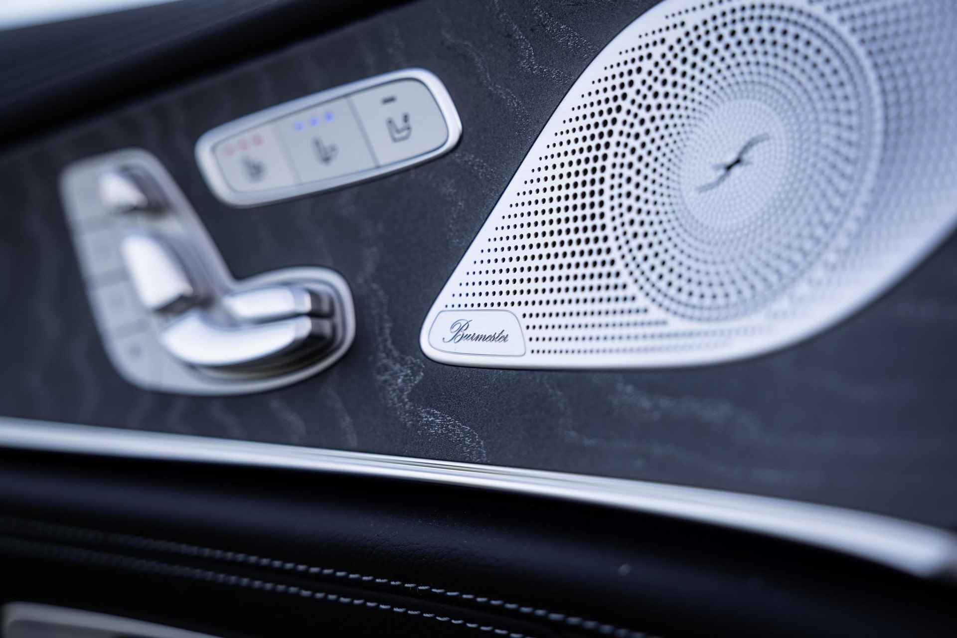 Mercedes-AMG GT 4-Door Coupe 53 4MATIC+ Premium Plus | Nightpakket | Panoramadak | 20" AMG Multispaak | AMG Dynamic Plus | V8 Styling | Burmester | Multibeam LED | HUD | Apple Car Play - 33/67