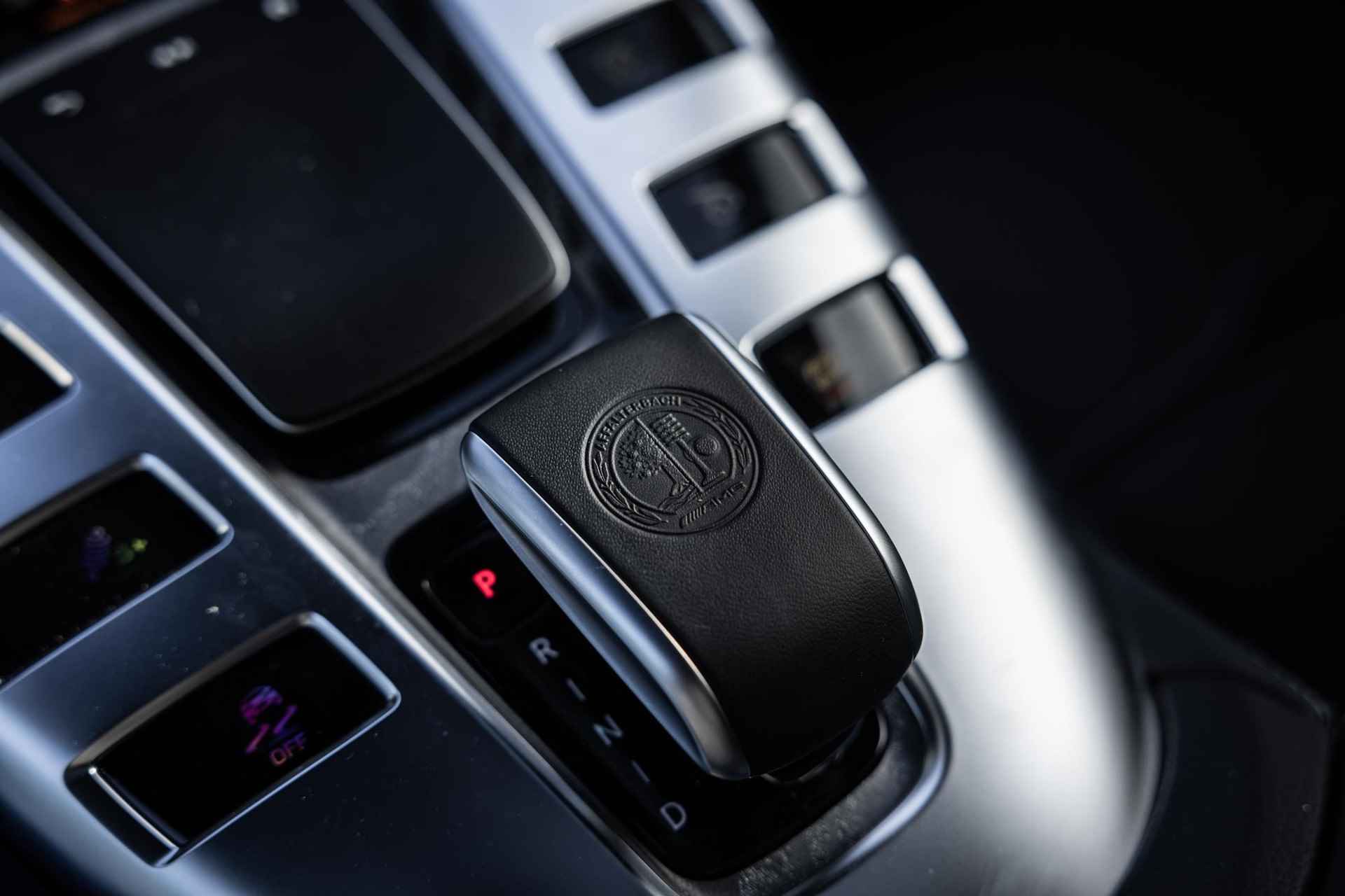 Mercedes-AMG GT 4-Door Coupe 53 4MATIC+ Premium Plus | Nightpakket | Panoramadak | 20" AMG Multispaak | AMG Dynamic Plus | V8 Styling | Burmester | Multibeam LED | HUD | Apple Car Play - 38/67