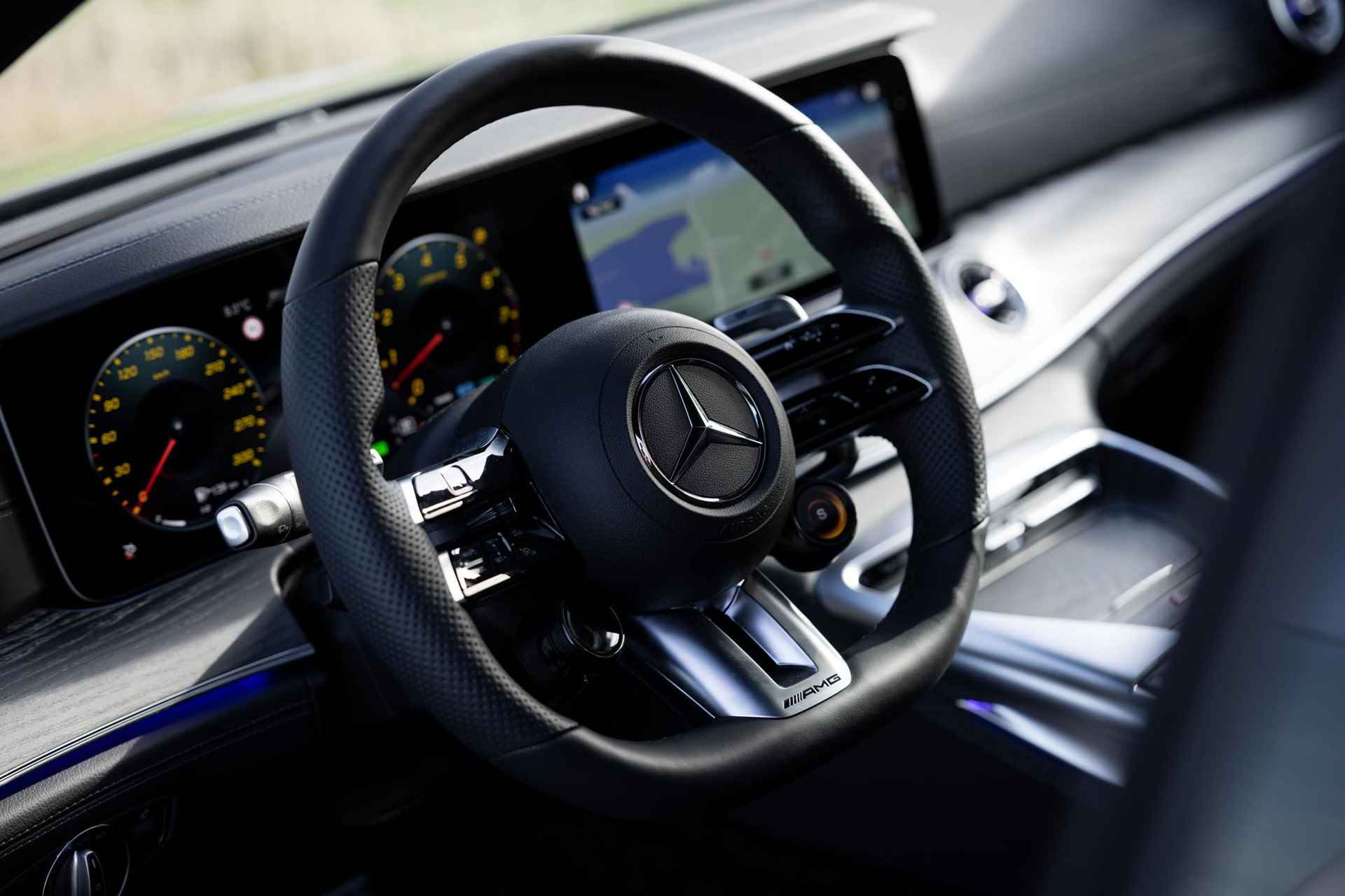 Mercedes-AMG GT 4-Door Coupe 53 4MATIC+ Premium Plus | Nightpakket | Panoramadak | 20" AMG Multispaak | AMG Dynamic Plus | V8 Styling | Burmester | Multibeam LED | HUD | Apple Car Play - 51/67