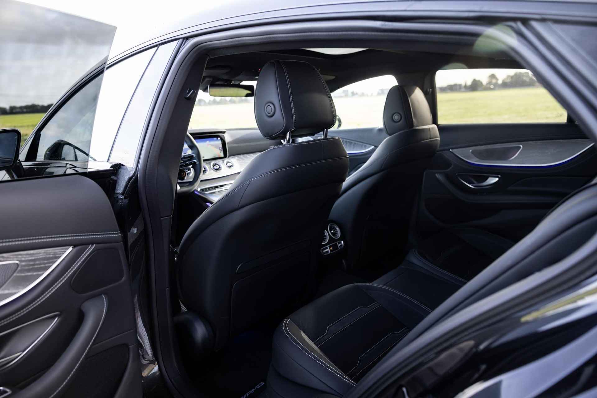 Mercedes-AMG GT 4-Door Coupe 53 4MATIC+ Premium Plus | Nightpakket | Panoramadak | 20" AMG Multispaak | AMG Dynamic Plus | V8 Styling | Burmester | Multibeam LED | HUD | Apple Car Play - 55/67