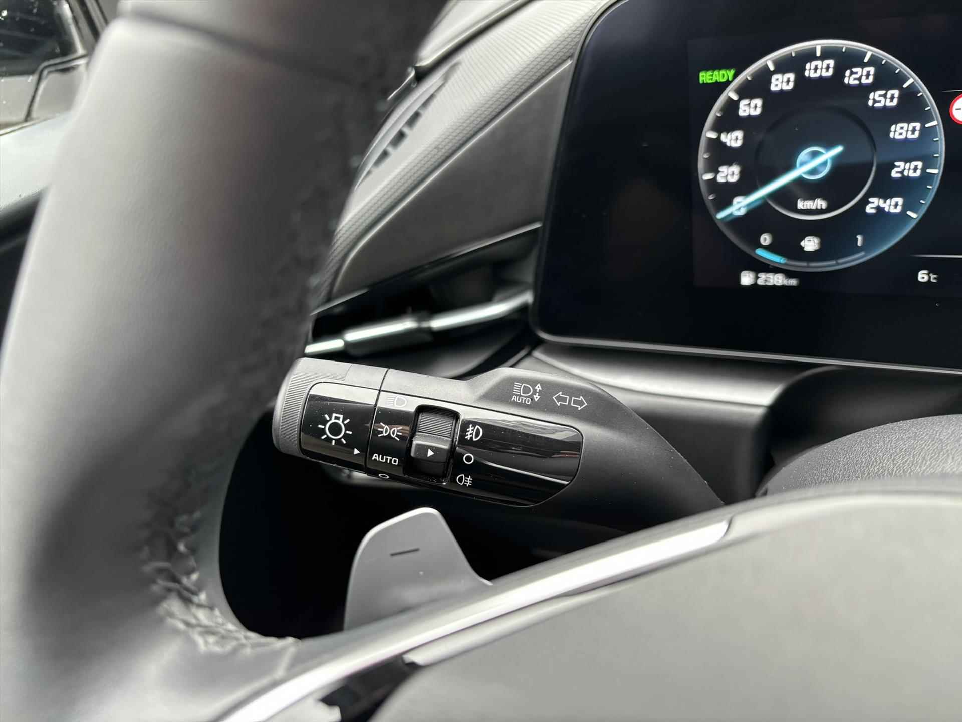 KIA Niro 1.6 GDi Hybrid 141pk DCT6 DynamicLine | Navigatie | Parkeercamera | Parkeersensoren | Apple Carplay/Android Auto | - 32/40
