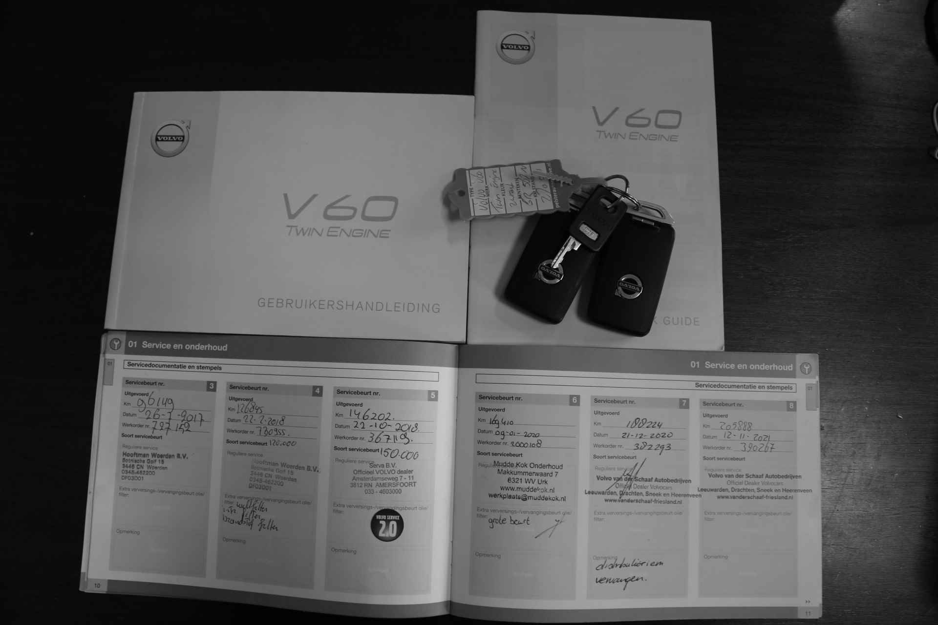 Volvo V60 2.4 D6 AWD PHEV Plug-In Hybrid Summum*Perfect Volvo Onderh.*NL-Auto*Schuifdak/Afneemb.Trekhaak/H&K/Leder/Stoelverw./Navi/Memorie - 7/16