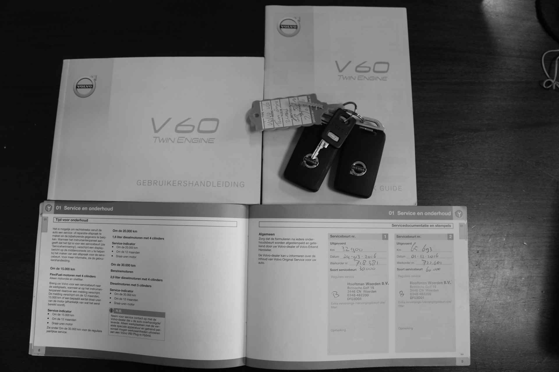 Volvo V60 2.4 D6 AWD PHEV Plug-In Hybrid Summum*Perfect Volvo Onderh.*NL-Auto*Schuifdak/Afneemb.Trekhaak/H&K/Leder/Stoelverw./Navi/Memorie - 8/16