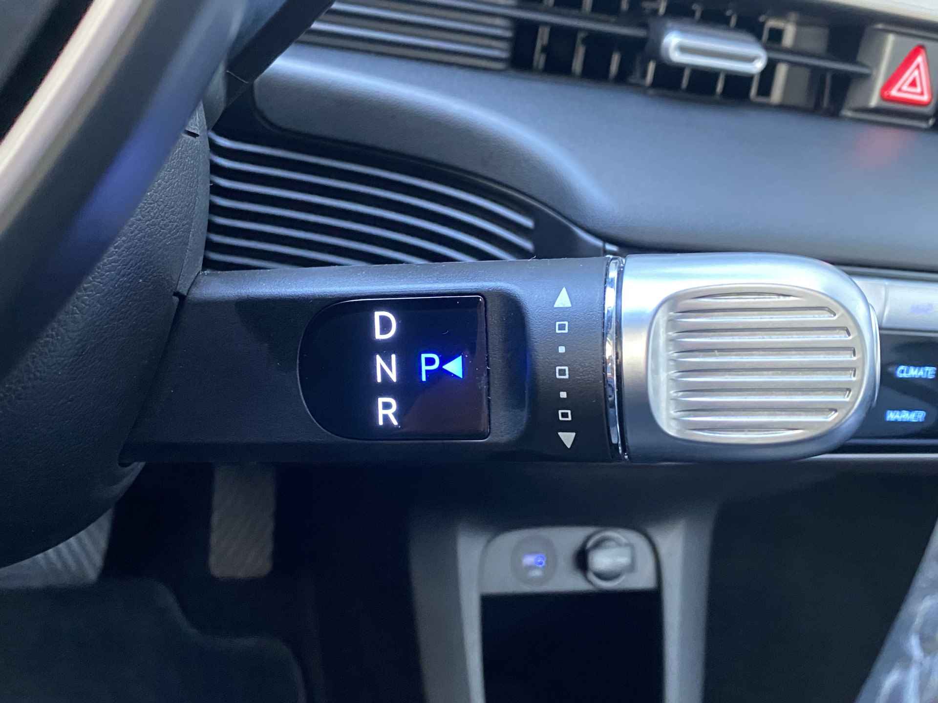 Hyundai IONIQ 5 73 kWh 217pk Connect Automaat | Climate | Camera | Keyless | Full Led | Navigatie | Winterpakket | Warmtepomp | 19" Lichtmetaal - 26/33