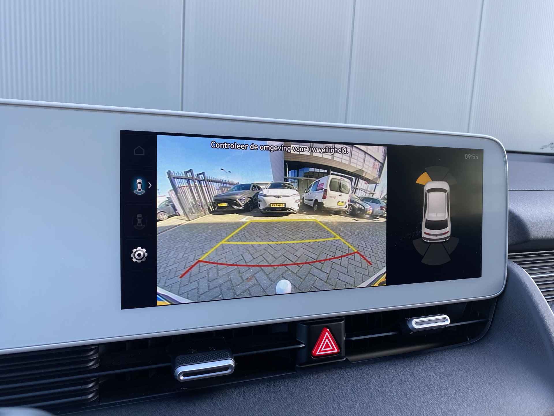 Hyundai IONIQ 5 73 kWh 217pk Connect Automaat | Climate | Camera | Keyless | Full Led | Navigatie | Winterpakket | Warmtepomp | 19" Lichtmetaal - 33/33