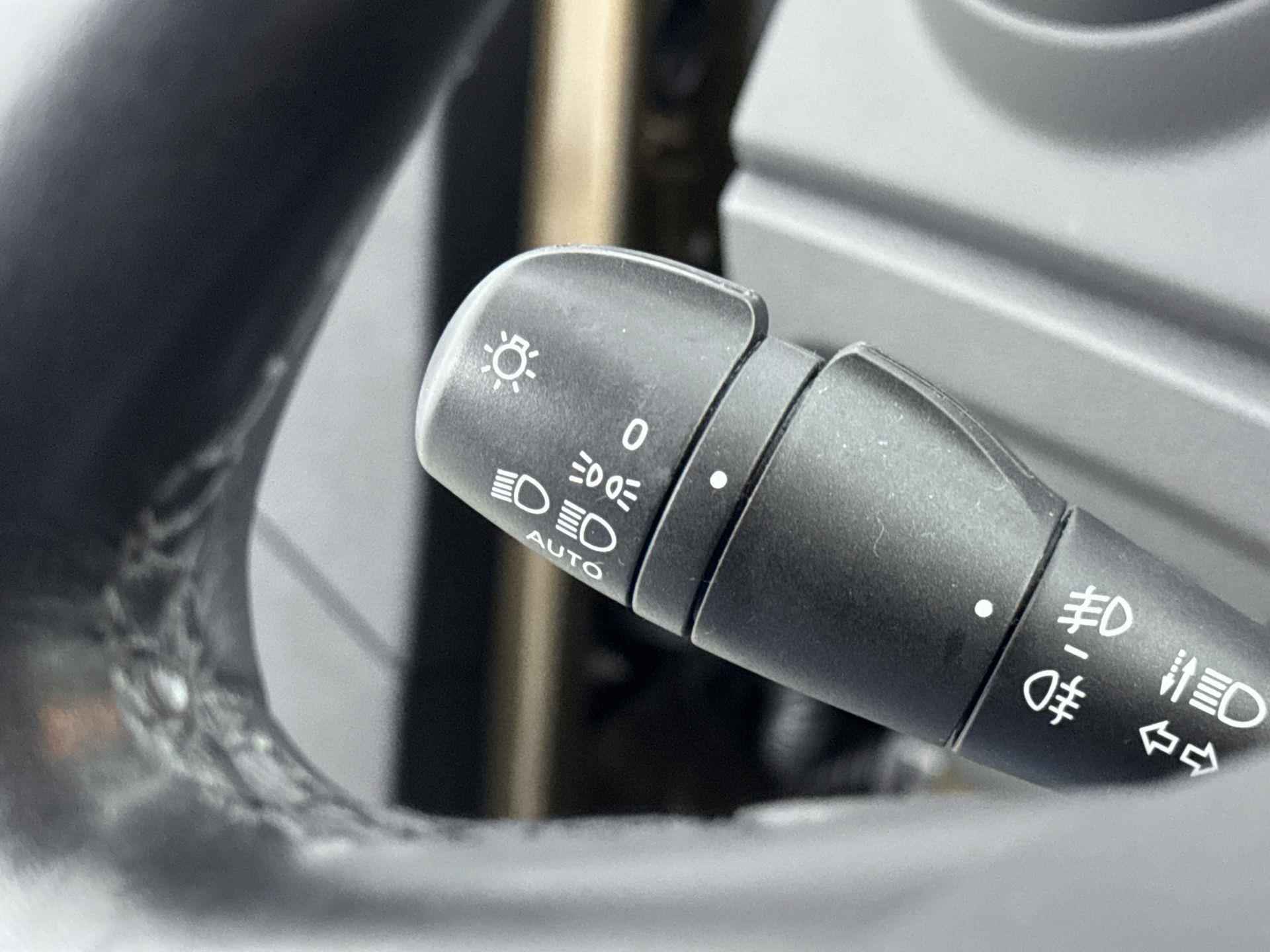 Renault Captur 0.9 TCe Intens |airco|navigatie|lmvelgen|camera - 28/33