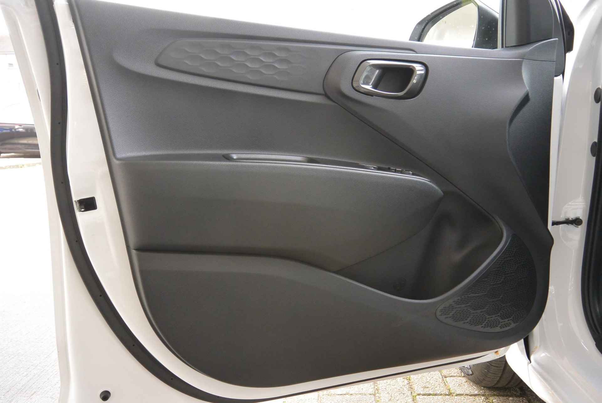 Hyundai i10 1.0 Comfort │ 8-inch Multimediascherm │ Airconditioning - 32/57
