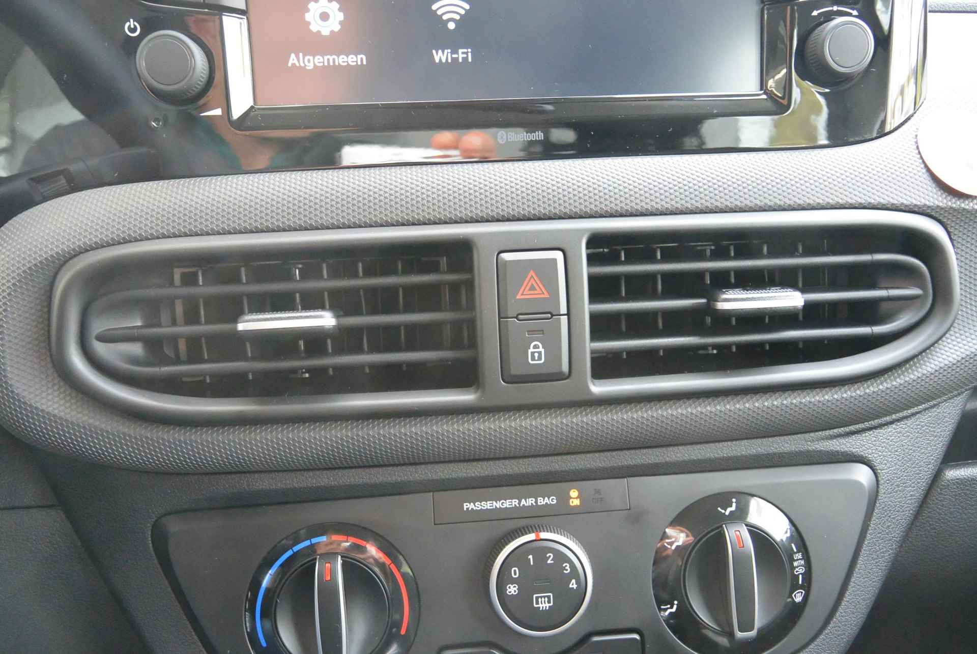 Hyundai i10 1.0 Comfort │ 8-inch Multimediascherm │ Airconditioning - 45/57