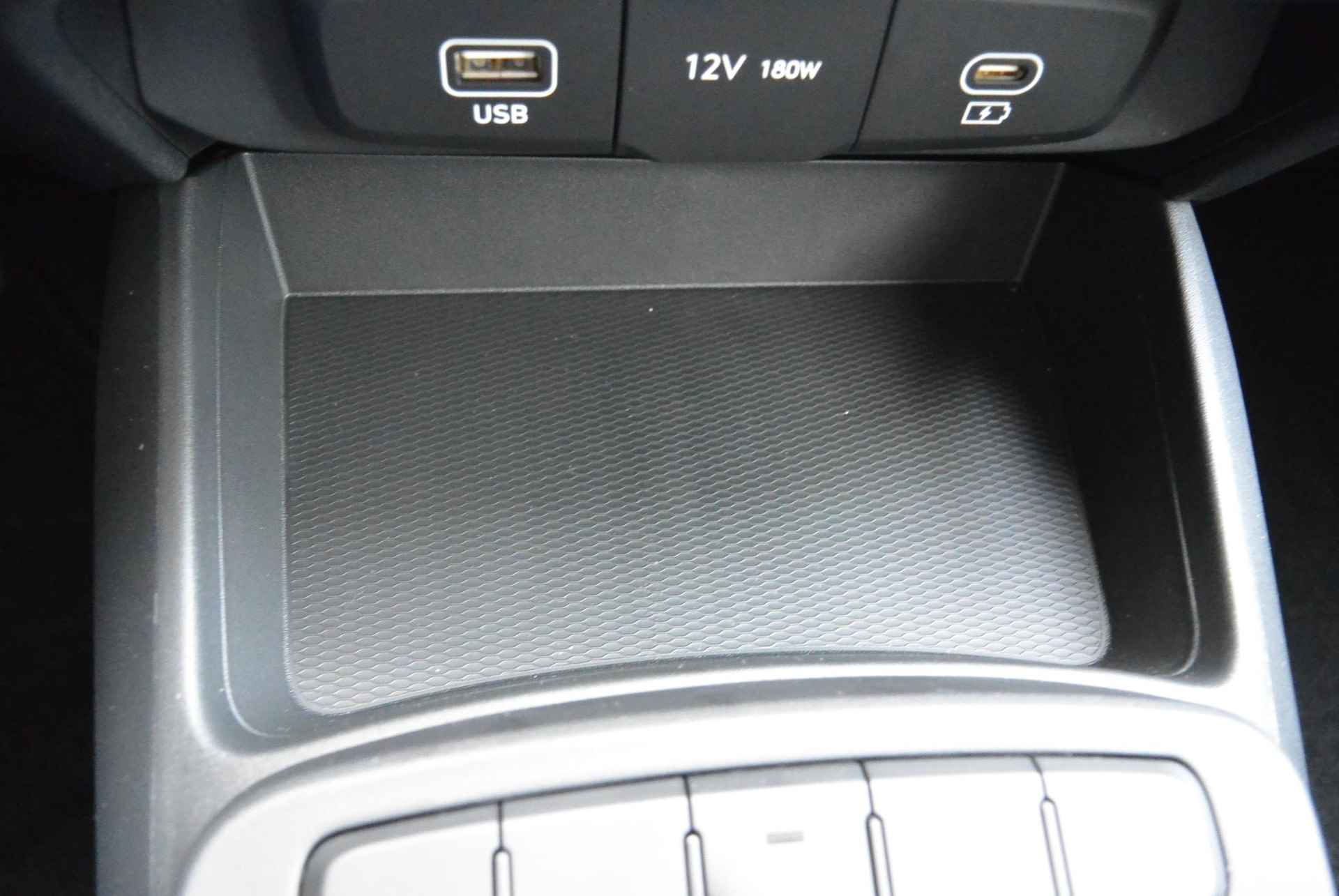 Hyundai i10 1.0 Comfort │ 8-inch Multimediascherm │ Airconditioning - 49/57