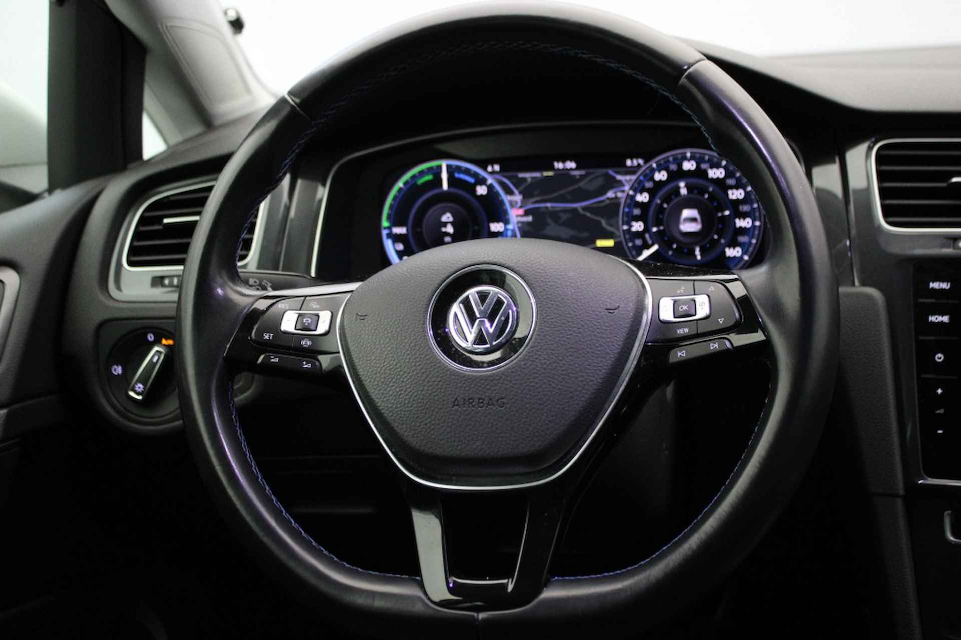 VOLKSWAGEN Golf e-Golf- Digital Cockpit, Camera, Stoelverw. Parelmoer Metalli - 13/28