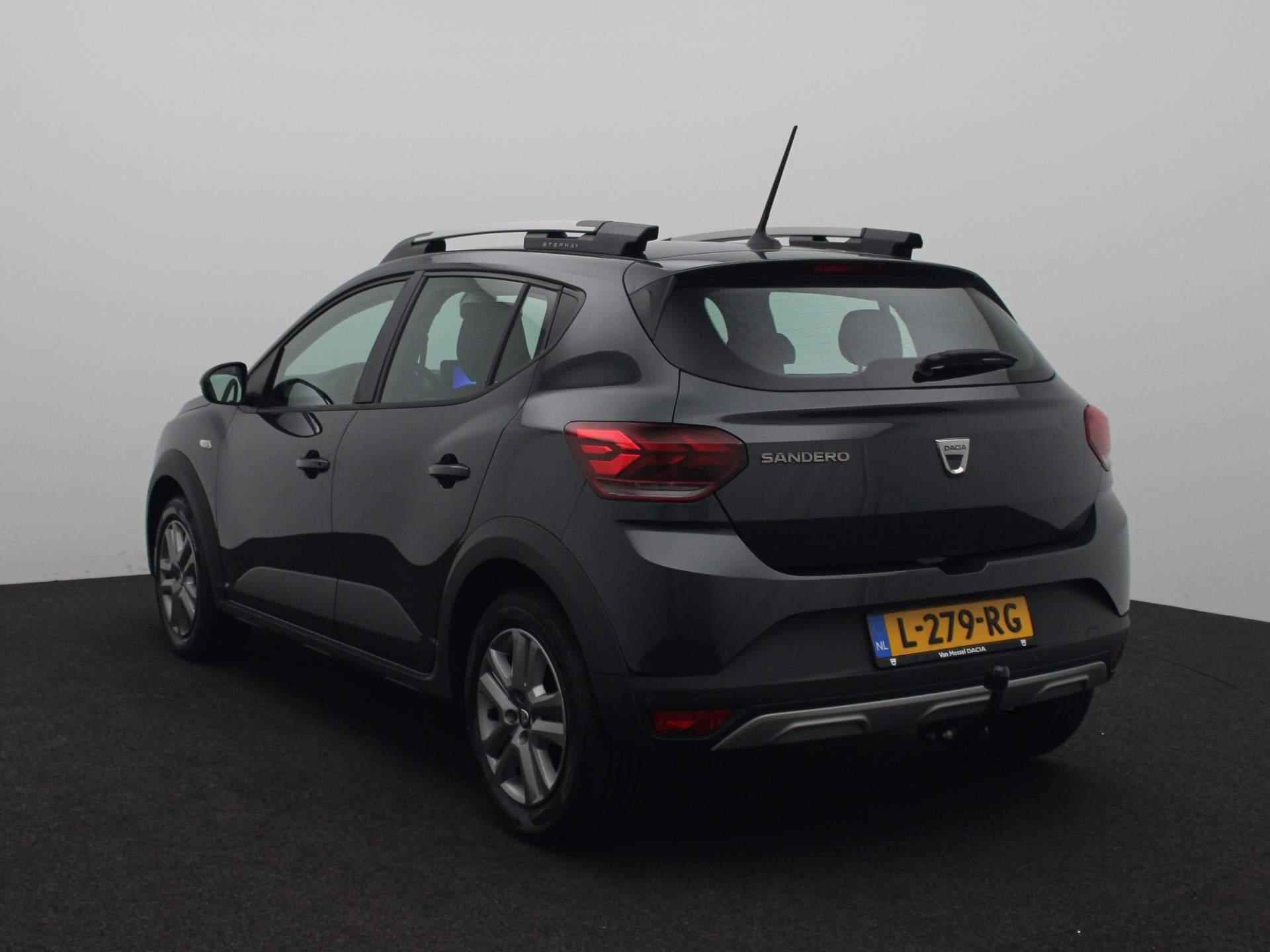 Dacia Sandero Stepway TCe 90 Comfort | Navigatie met Apple CarPlay & Android Auto | Climate control  | Cruise control | Achteruitrijcamera + sensoren v+a | Dodehoekdetectie | Vaste trekhaak! - 2/25