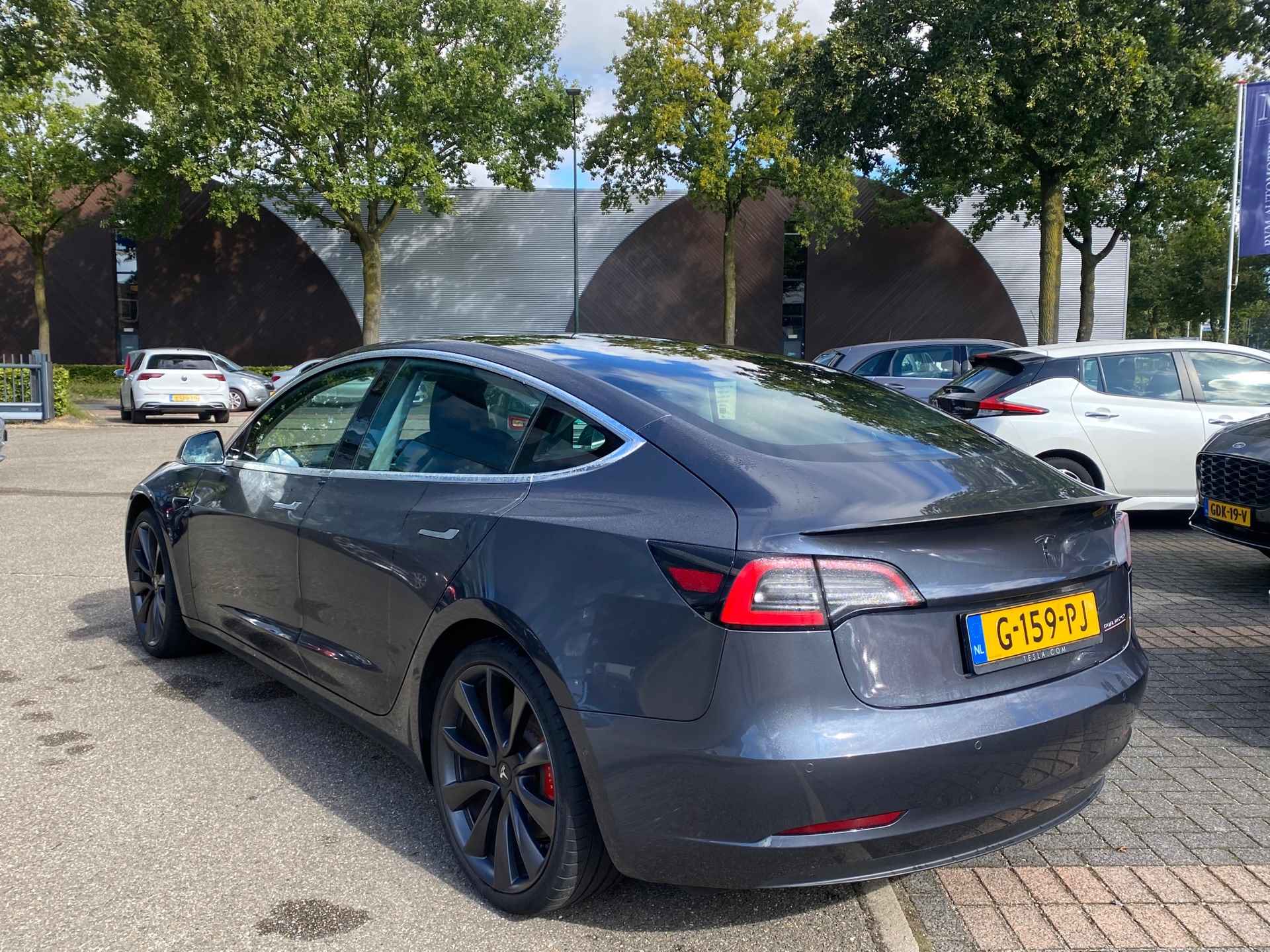 Tesla Model 3 Performance AWD 75 kWh UNIEKE KMSTAND! | ORG. NL. NAP KM. | BTW VERREKENBAAR | AUTOPILOT - 6/26