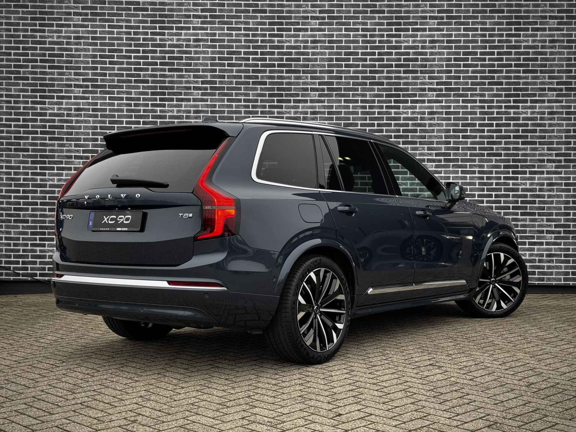 Volvo XC90 2.0 T8 Plug-in hybrid AWD Ultra Bright | Facelift | Bowers & Wilkins Audio | Luchtvering | Matrix verlichting | Geventileerd Nappa-Leder met massage | Getint glas - 4/28