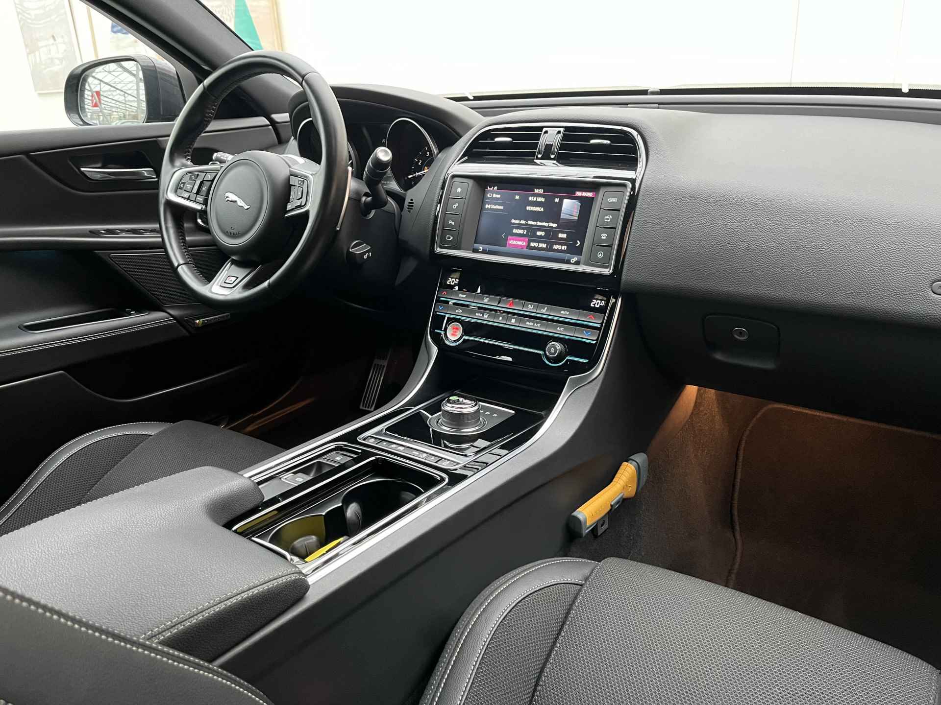 Jaguar XE 2.0 R-Sport | Navigatie | Bluetooth | 200PK - 10/43