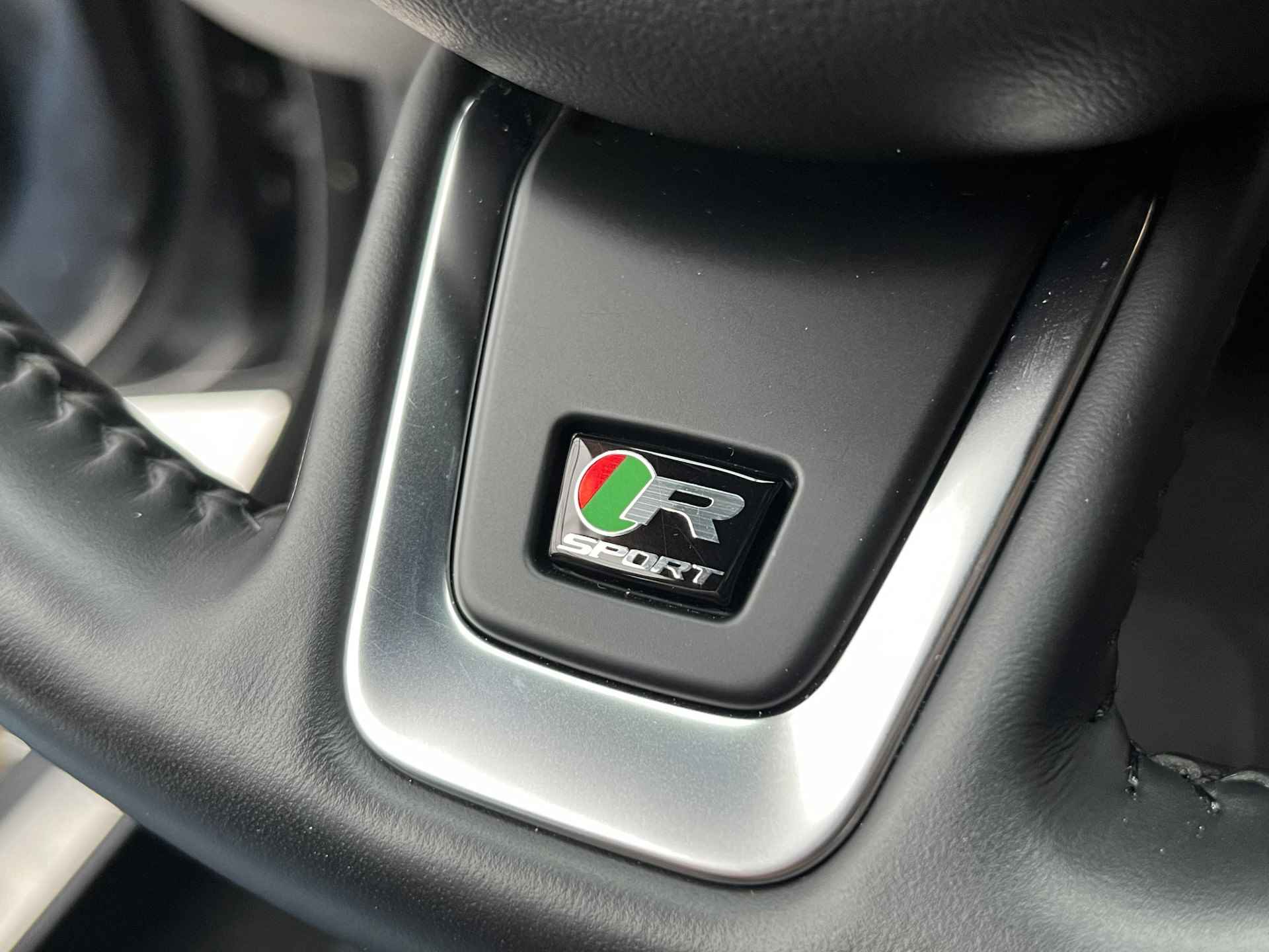 Jaguar XE 2.0 R-Sport | Navigatie | Bluetooth | 200PK - 19/43