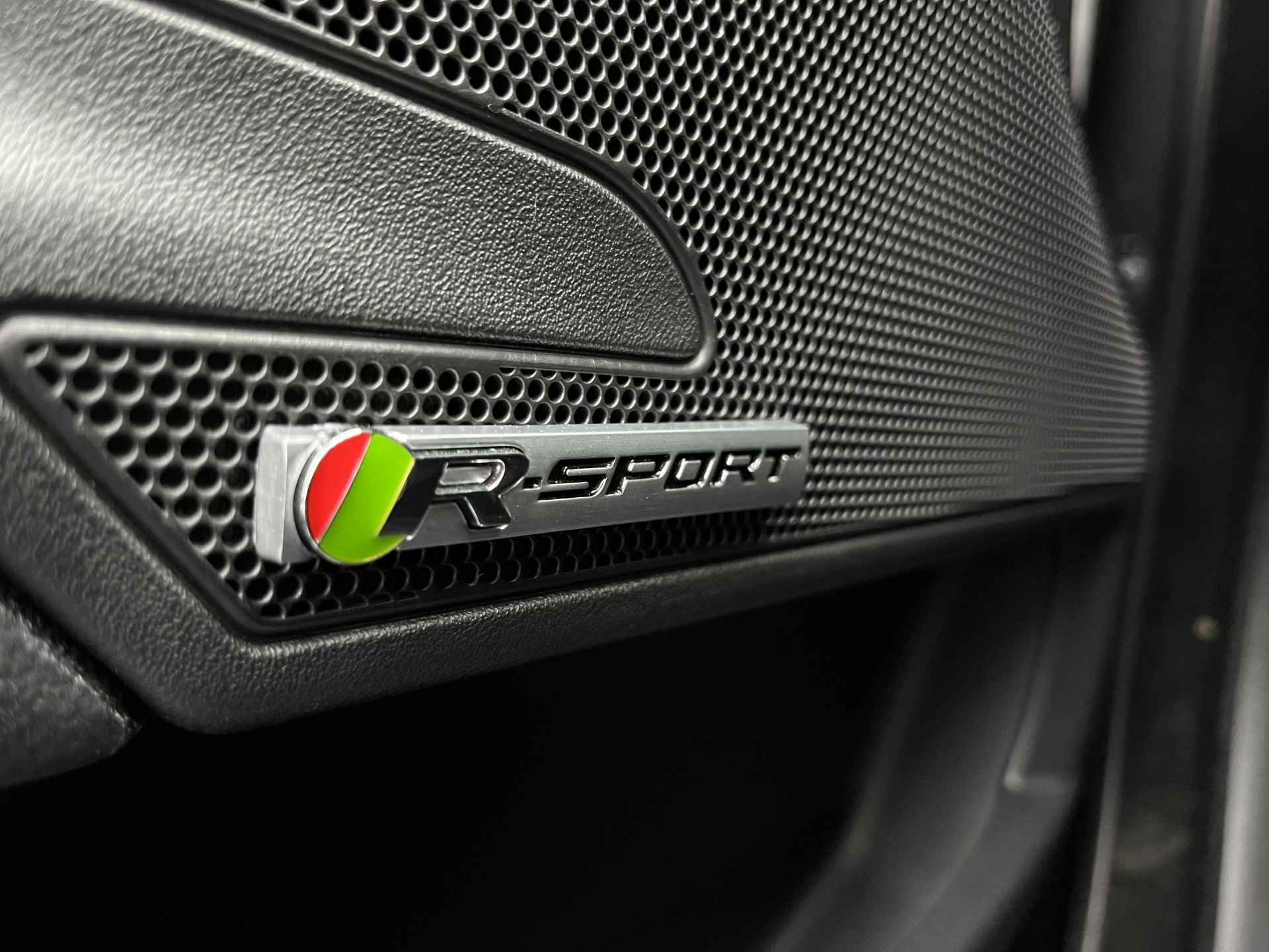 Jaguar XE 2.0 R-Sport | Navigatie | Bluetooth | 200PK - 33/43