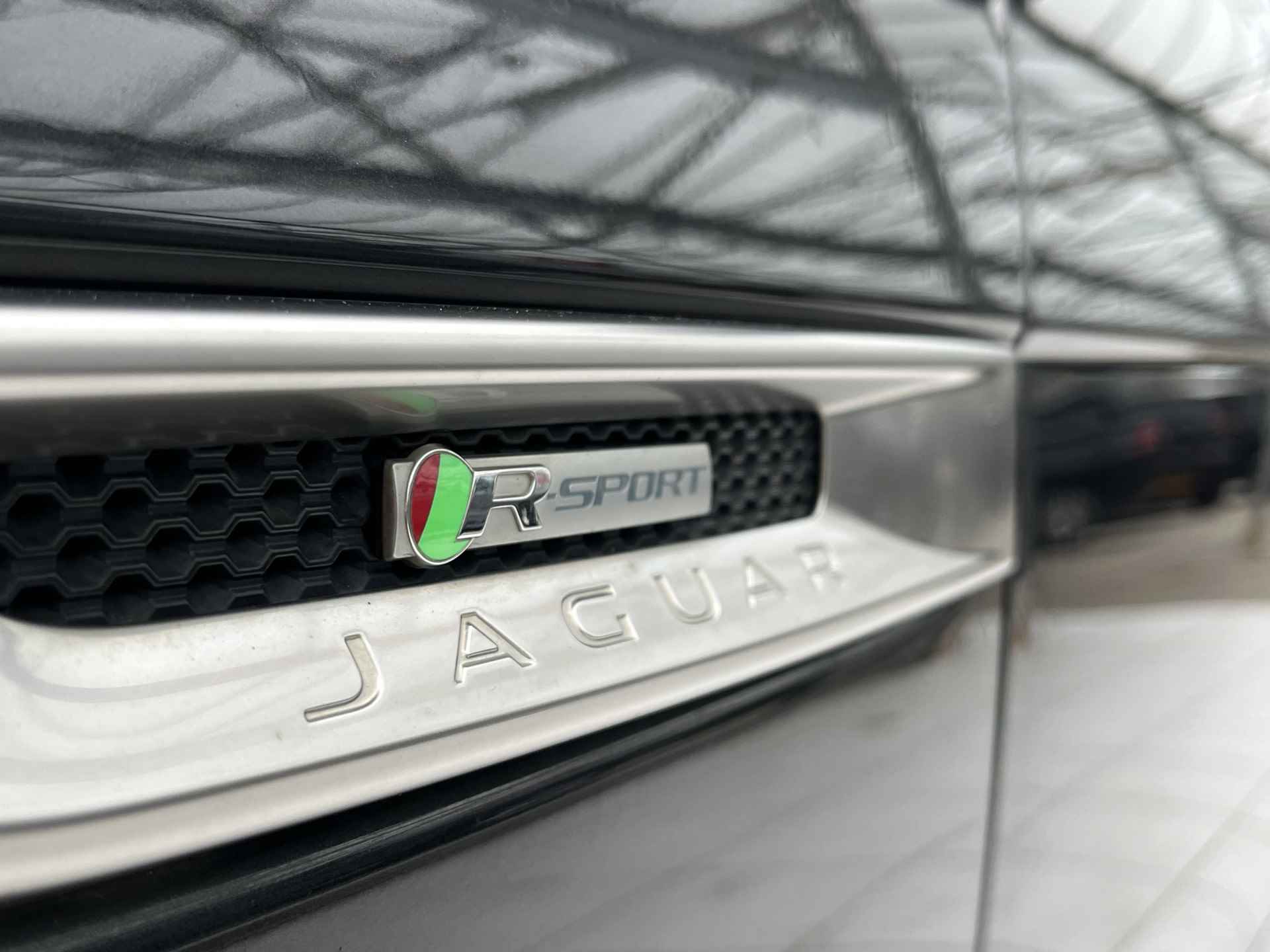 Jaguar XE 2.0 R-Sport | Navigatie | Bluetooth | 200PK - 38/43